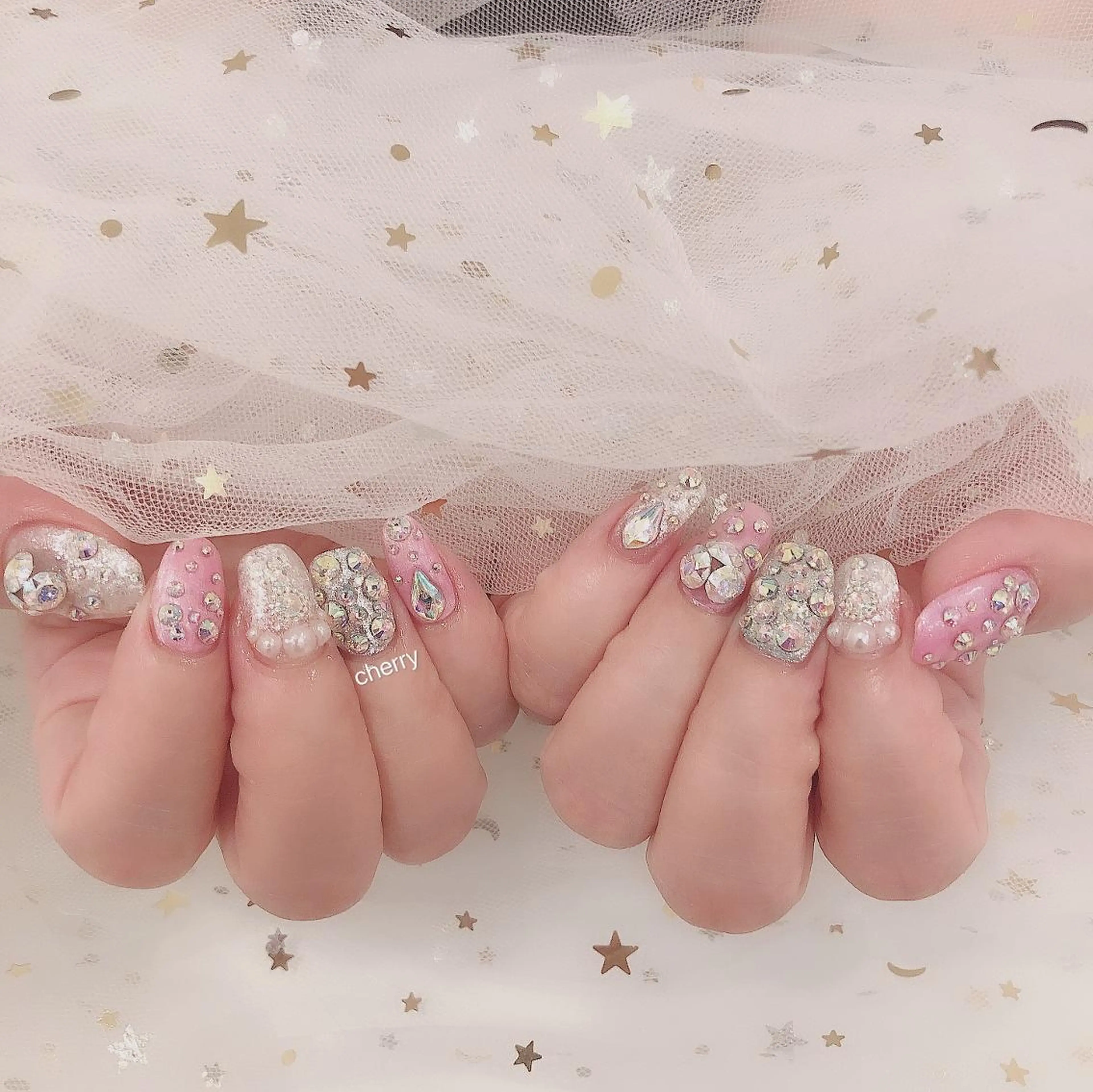 ネイル スカルプネイル ストーンネイル SAKURA 🍒のネイルデザイン