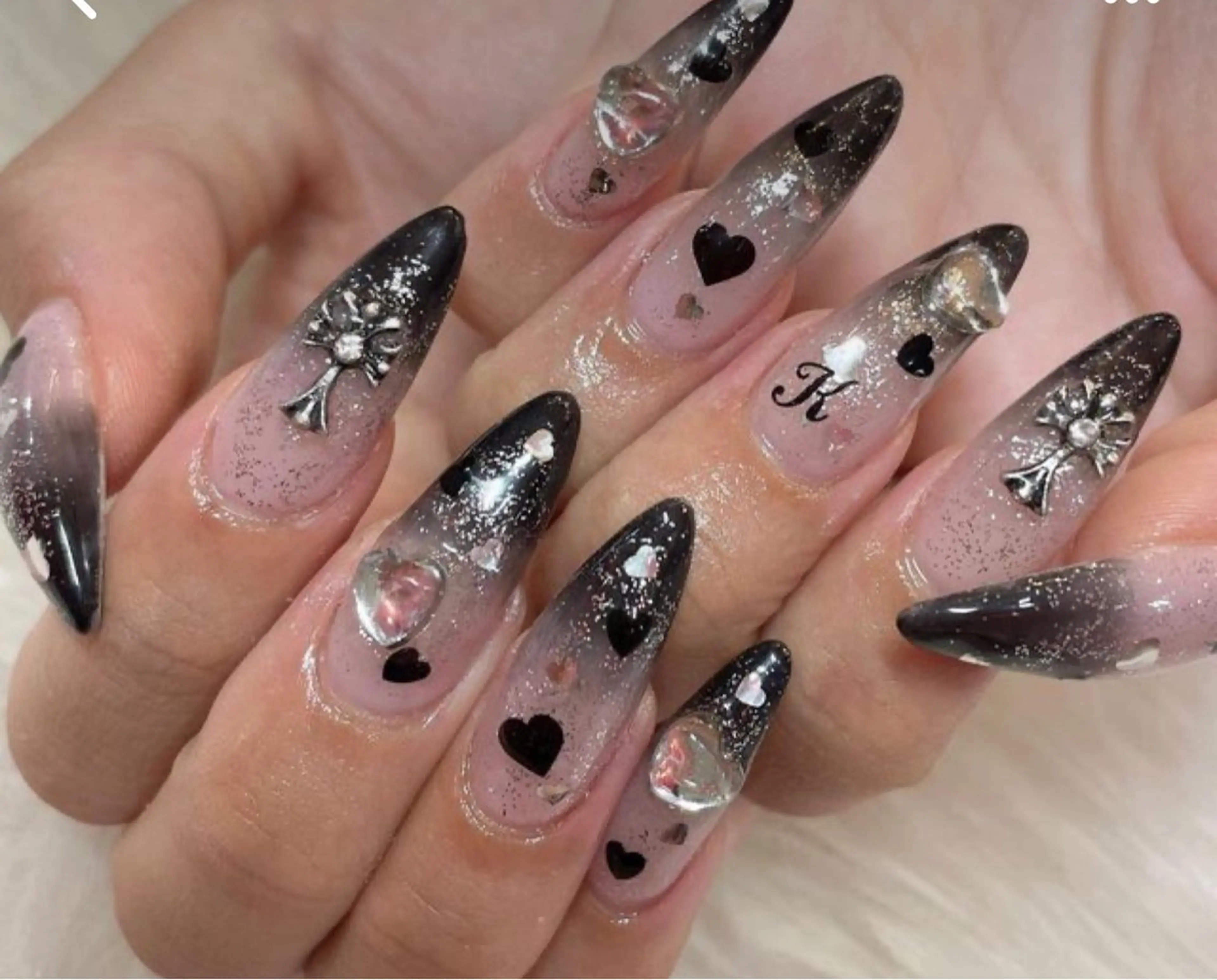 ネイル オーロラネイル チークネイル 長さ出し フットネイル フレンチネイル ハンドネイル Anh 高田馬場のネイルデザイン