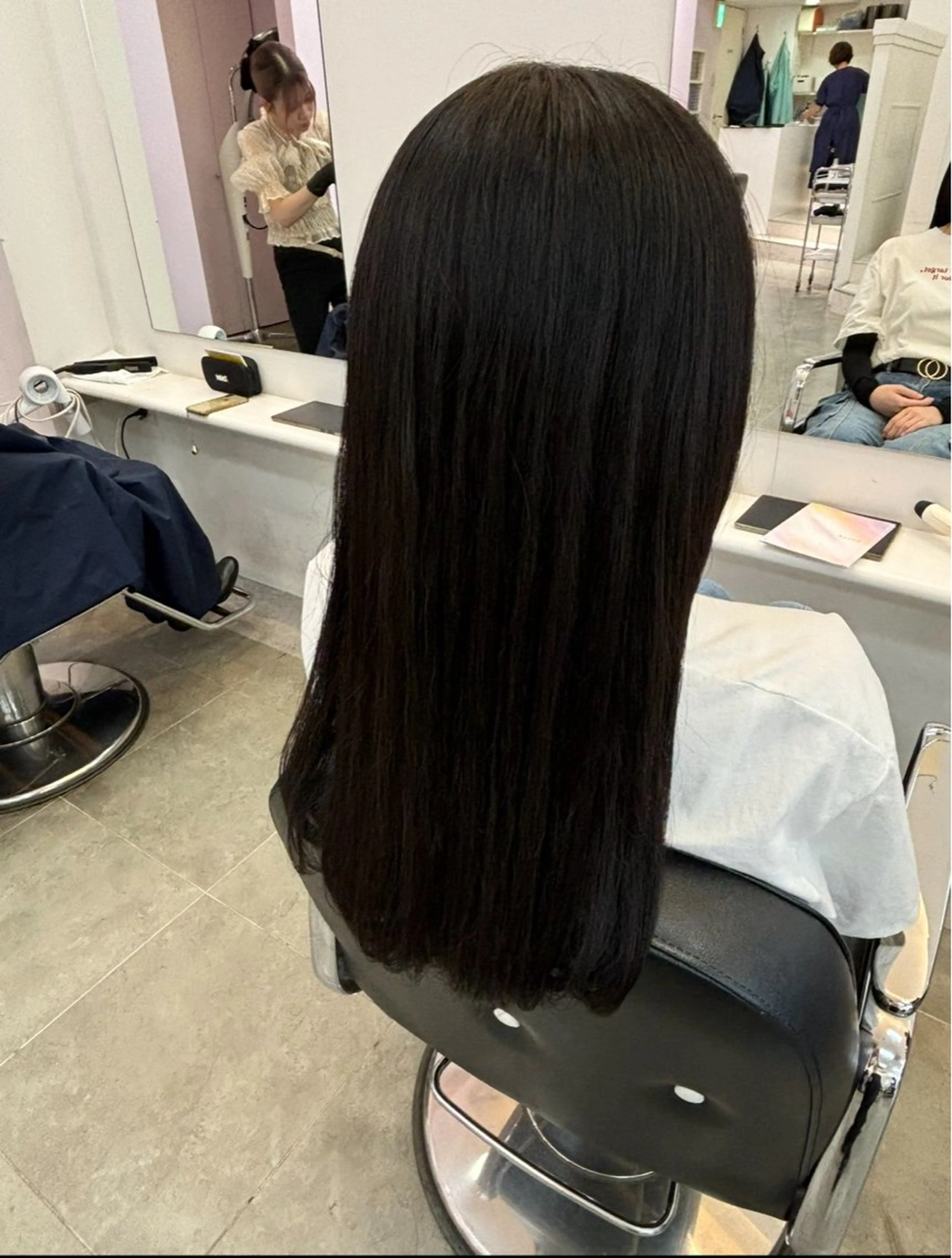 ロング カラー ヘアカラー ParveMix 岡本えりかのヘアスタイル