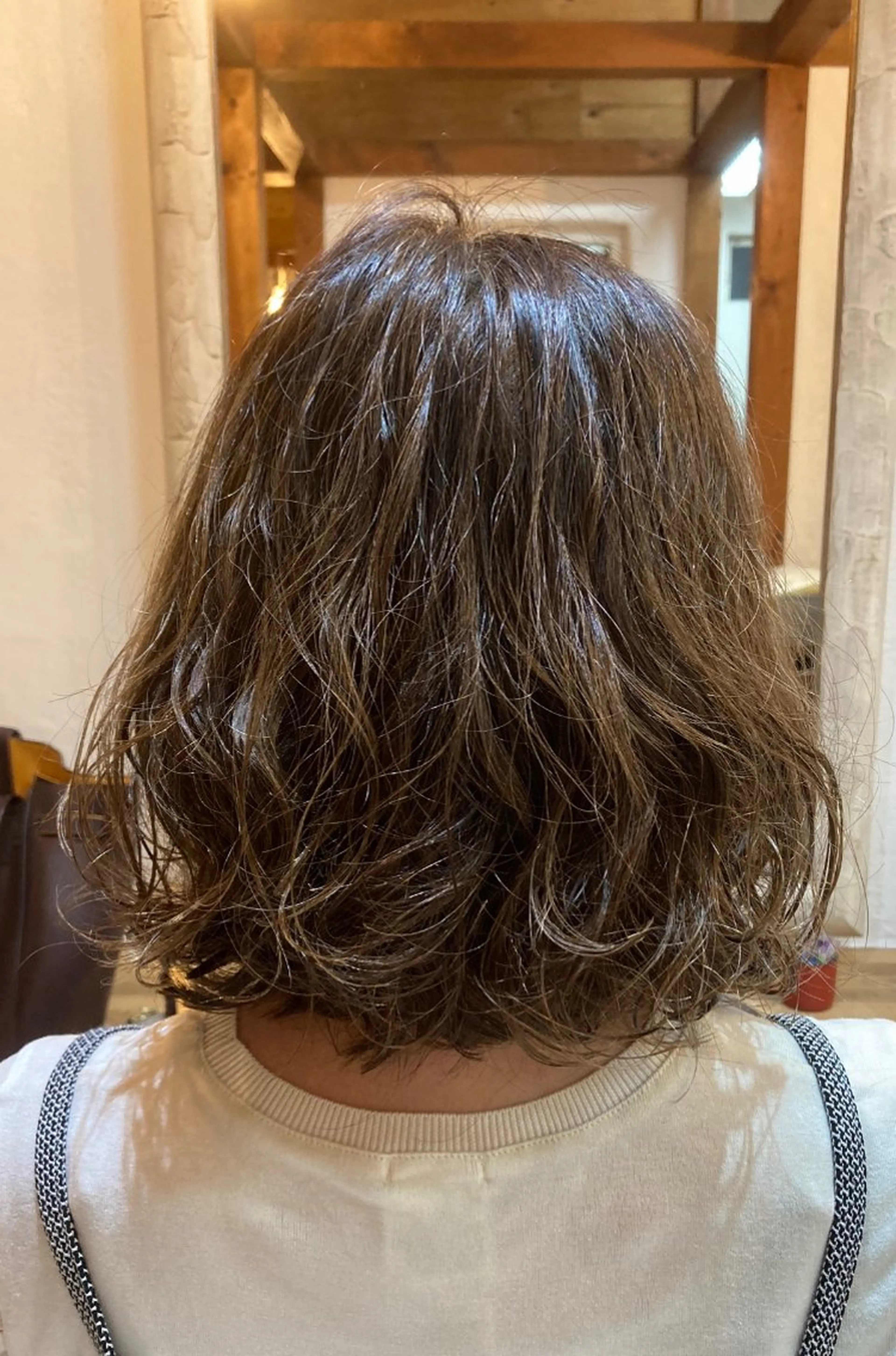 ミディアム ミディアムパーマ トリートメント パーマ 林 エリのヘアスタイル