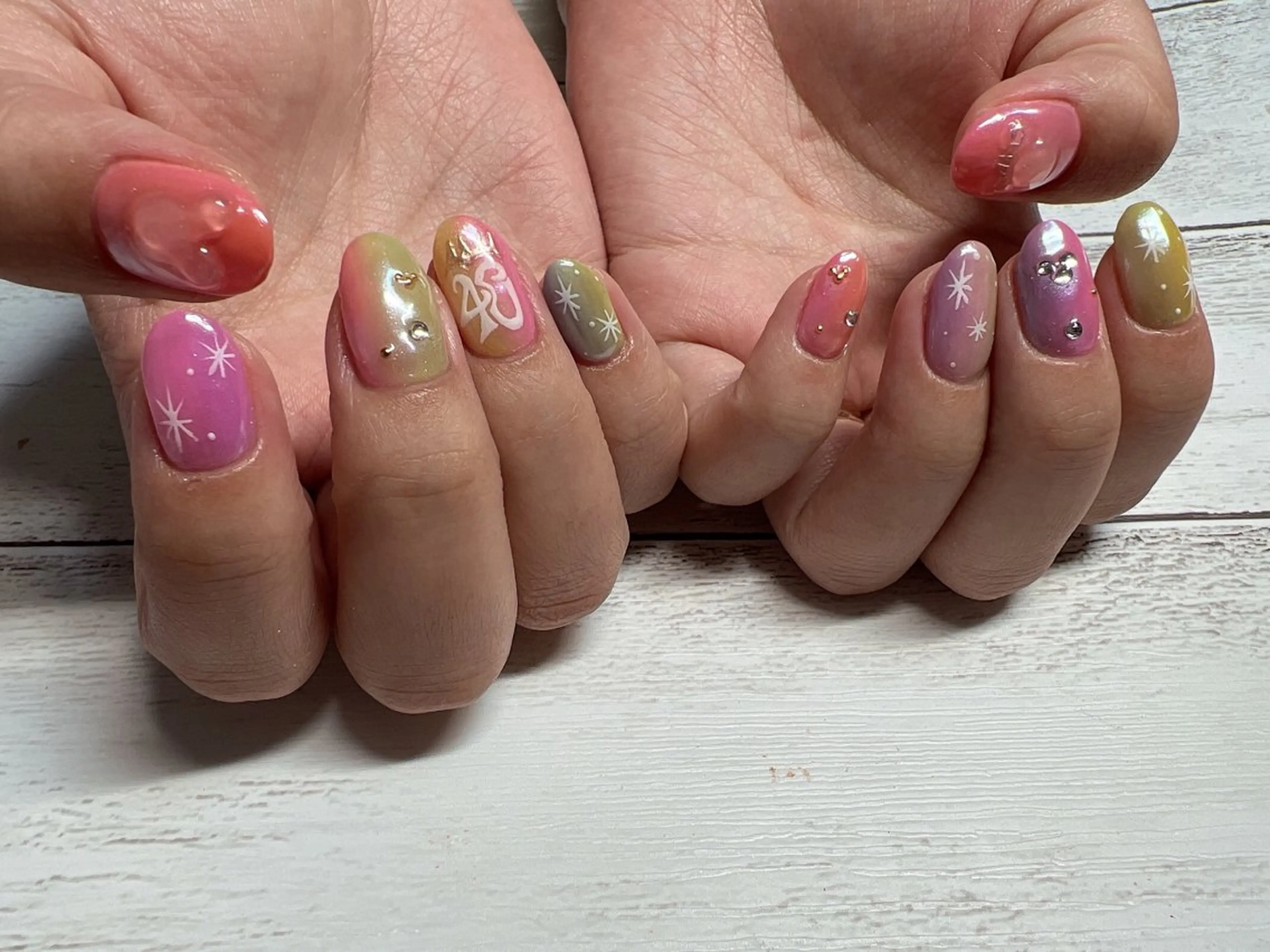 ネイル ハンドネイル Lavish nailのネイルデザイン