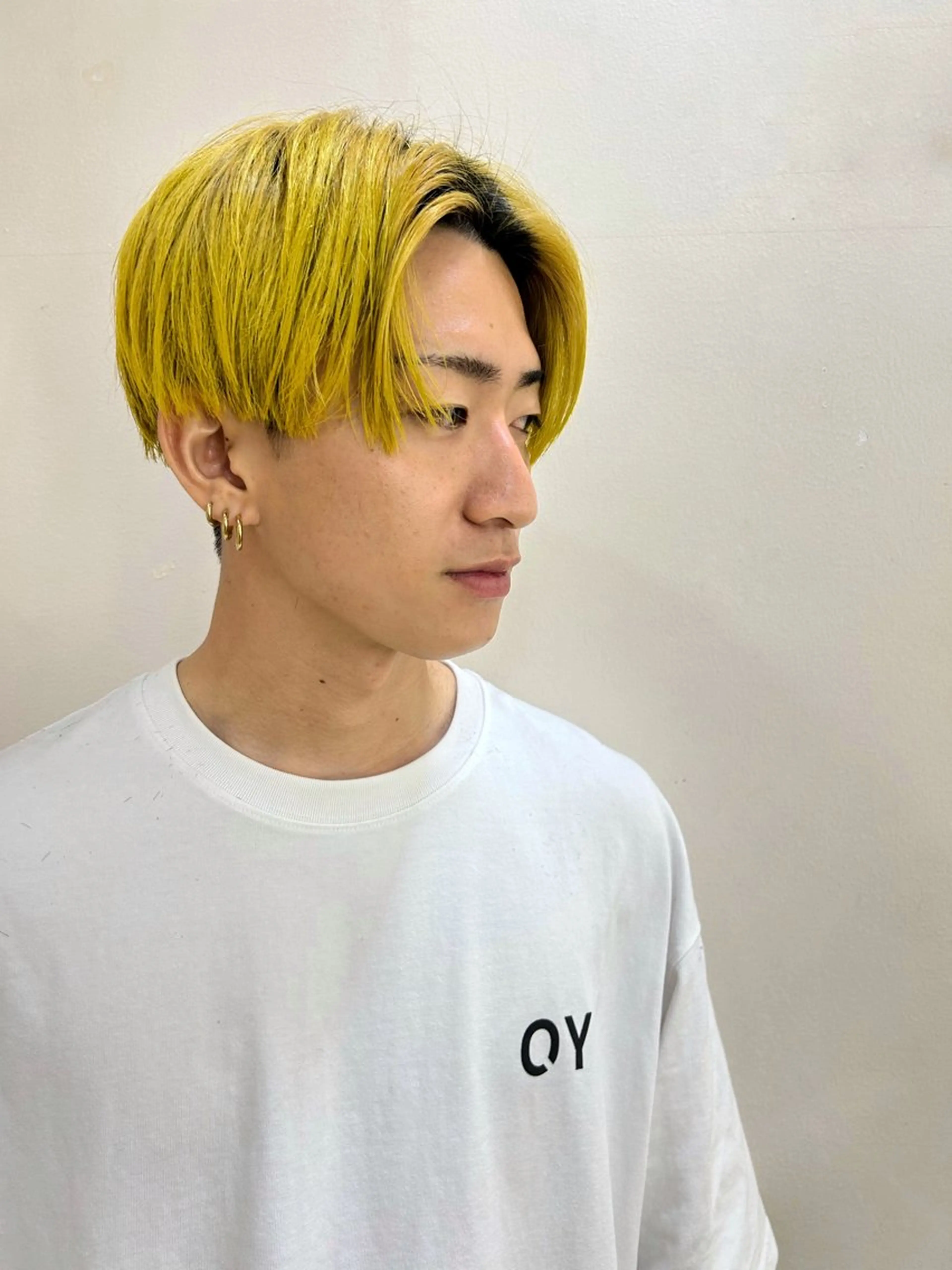 メンズカット＋ケアブリーチ＋カラー　施術時間180分​〜​の写真