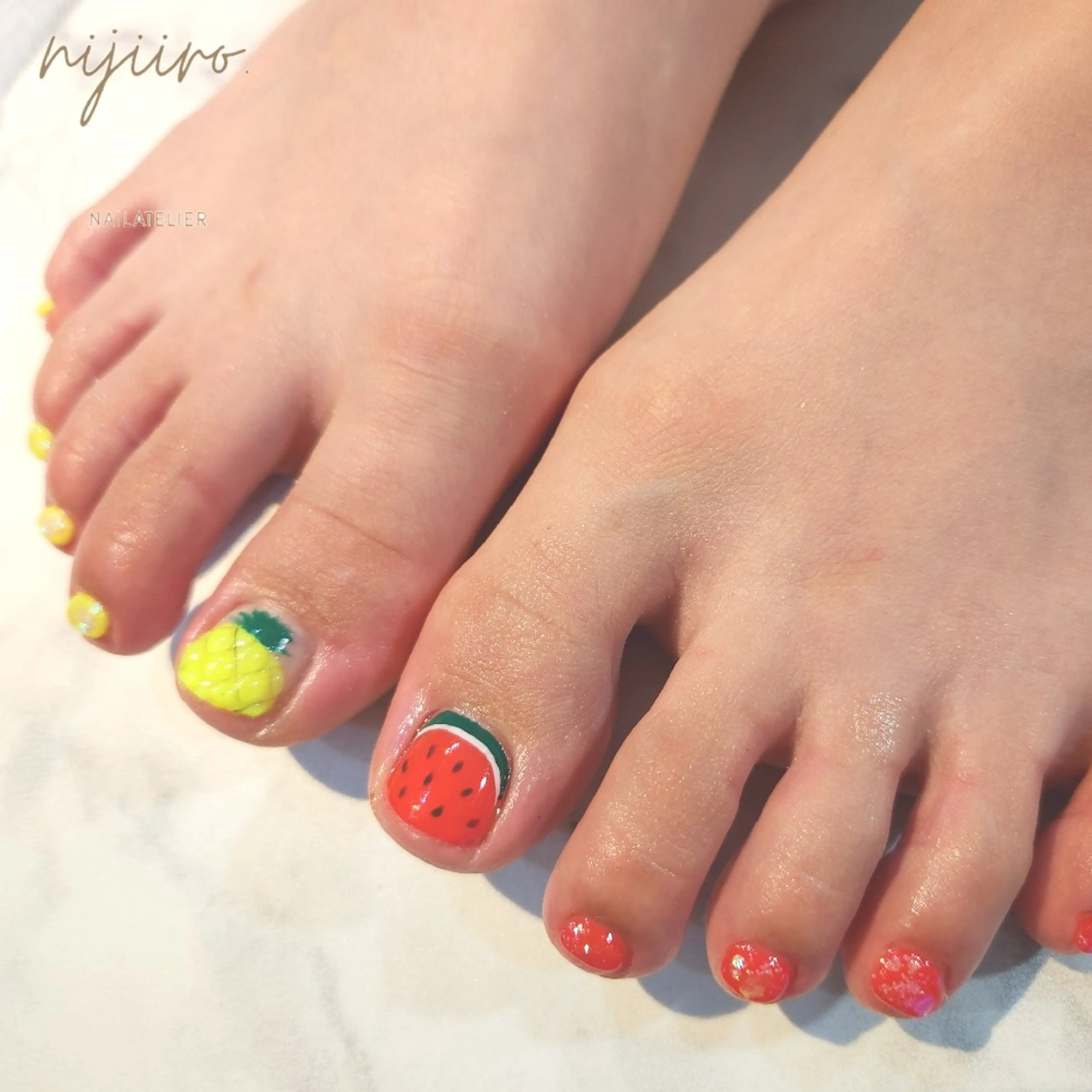 ネイル フットネイル nailatelier nijiiro.所属・nijiiro🌈 サトウのネイルデザイン