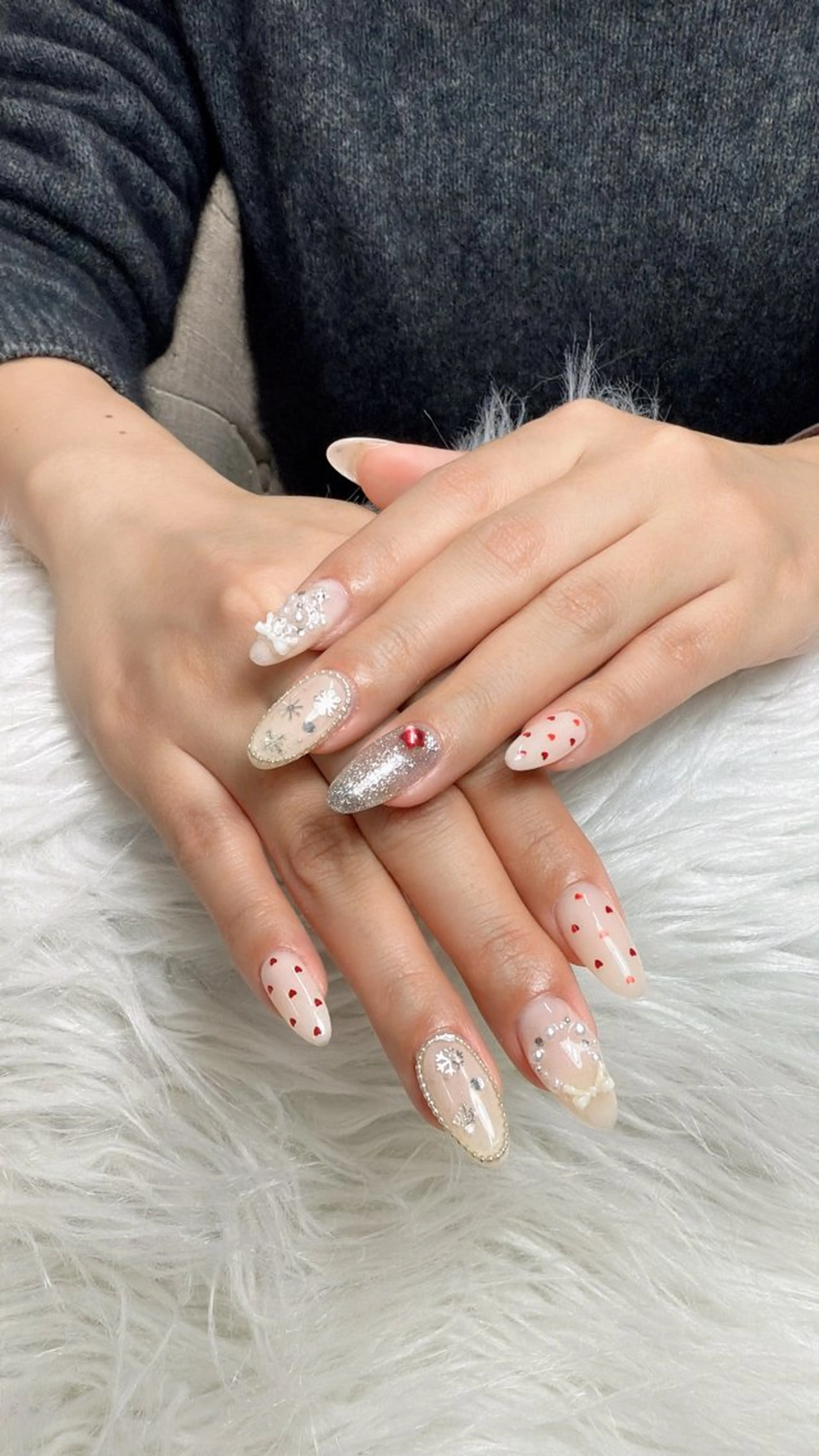 ネイル Nikoネイルサロン中野店所属・merci リカのネイルデザイン