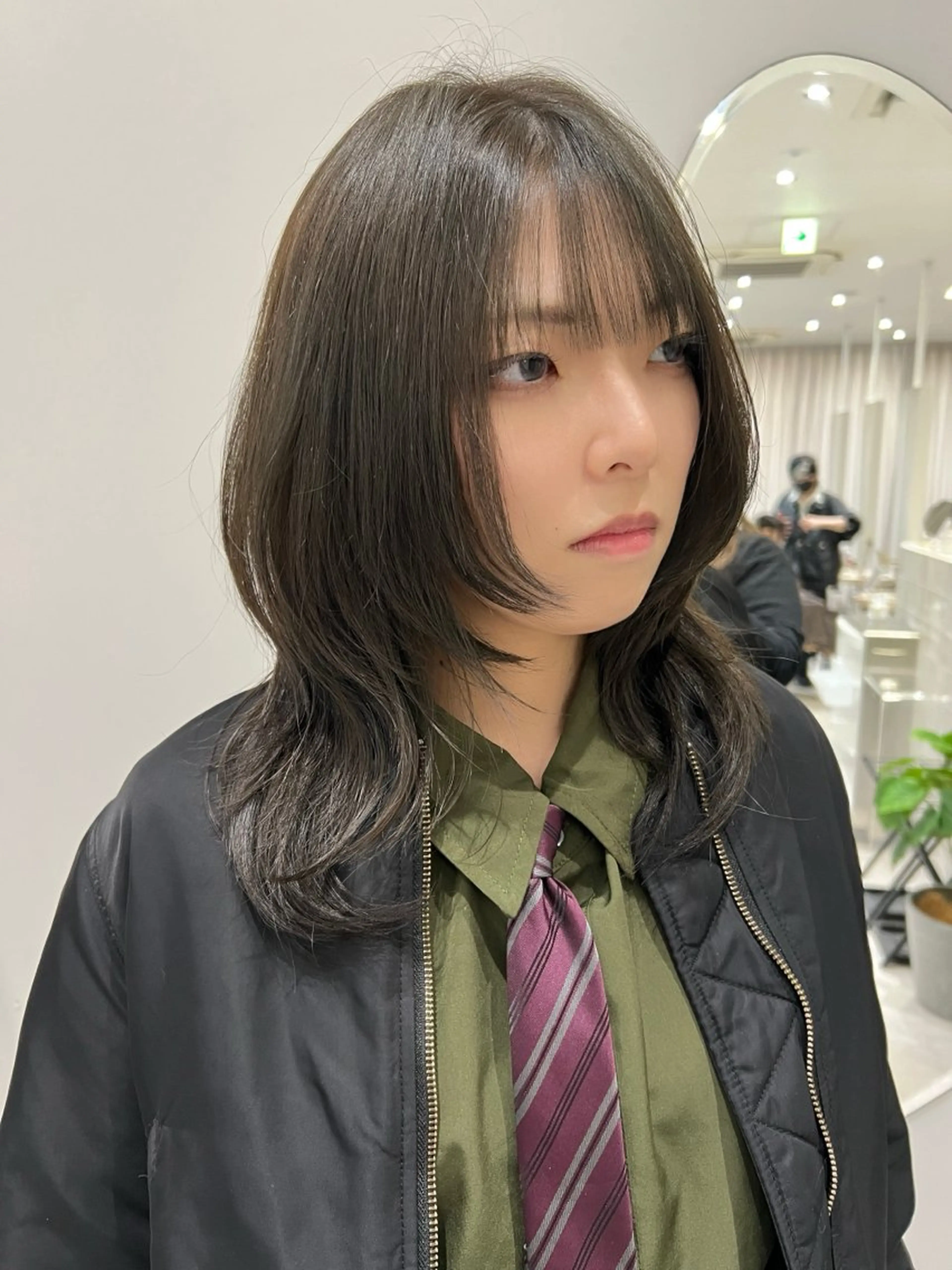 ミディアム 透明感カラー🍃 レイヤースタイル✨葵のヘアスタイル