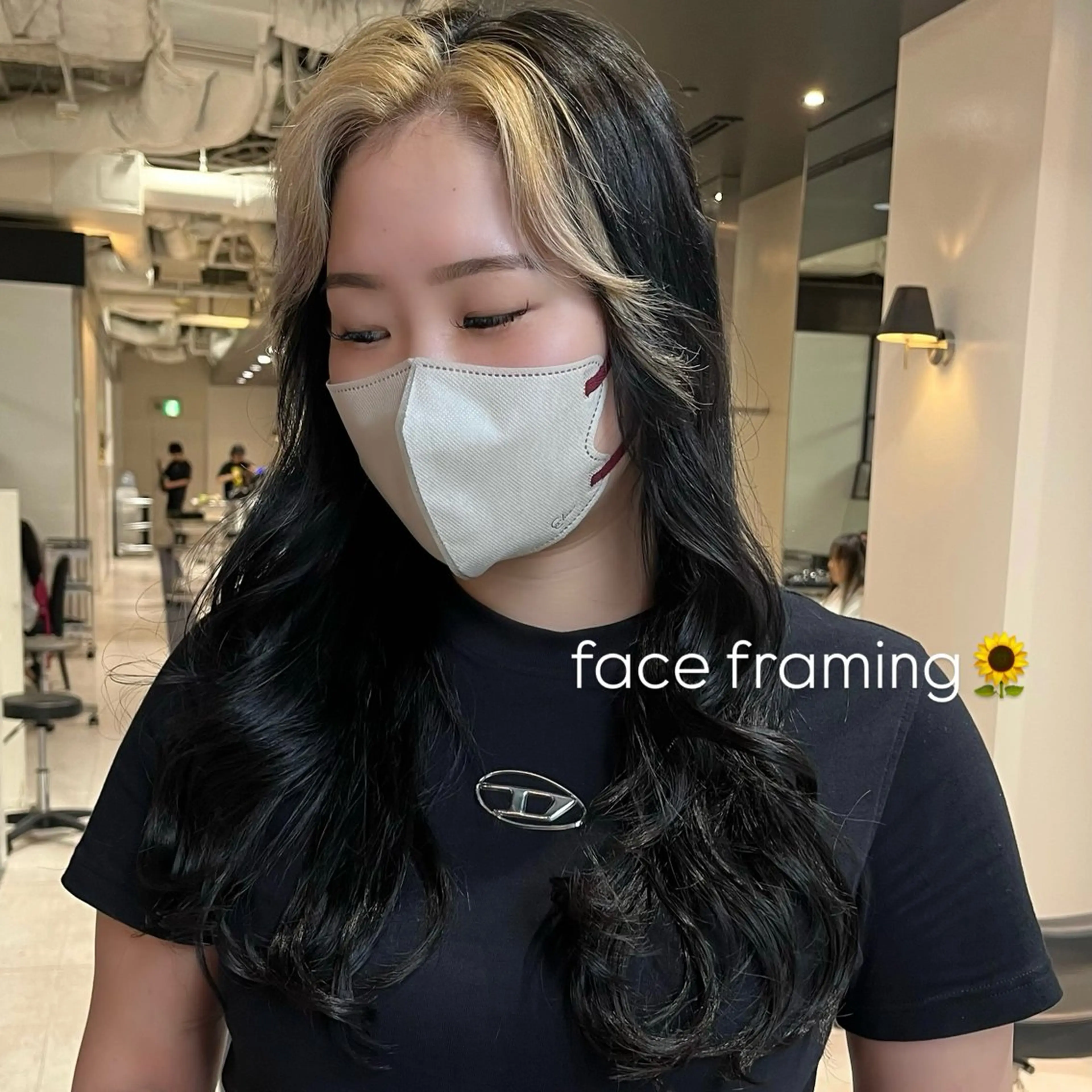 セミロング カラー ミストバング ブリーチ  フェイスフレーミング ヘアカラー trico心斎橋 ナツミのヘアスタイル