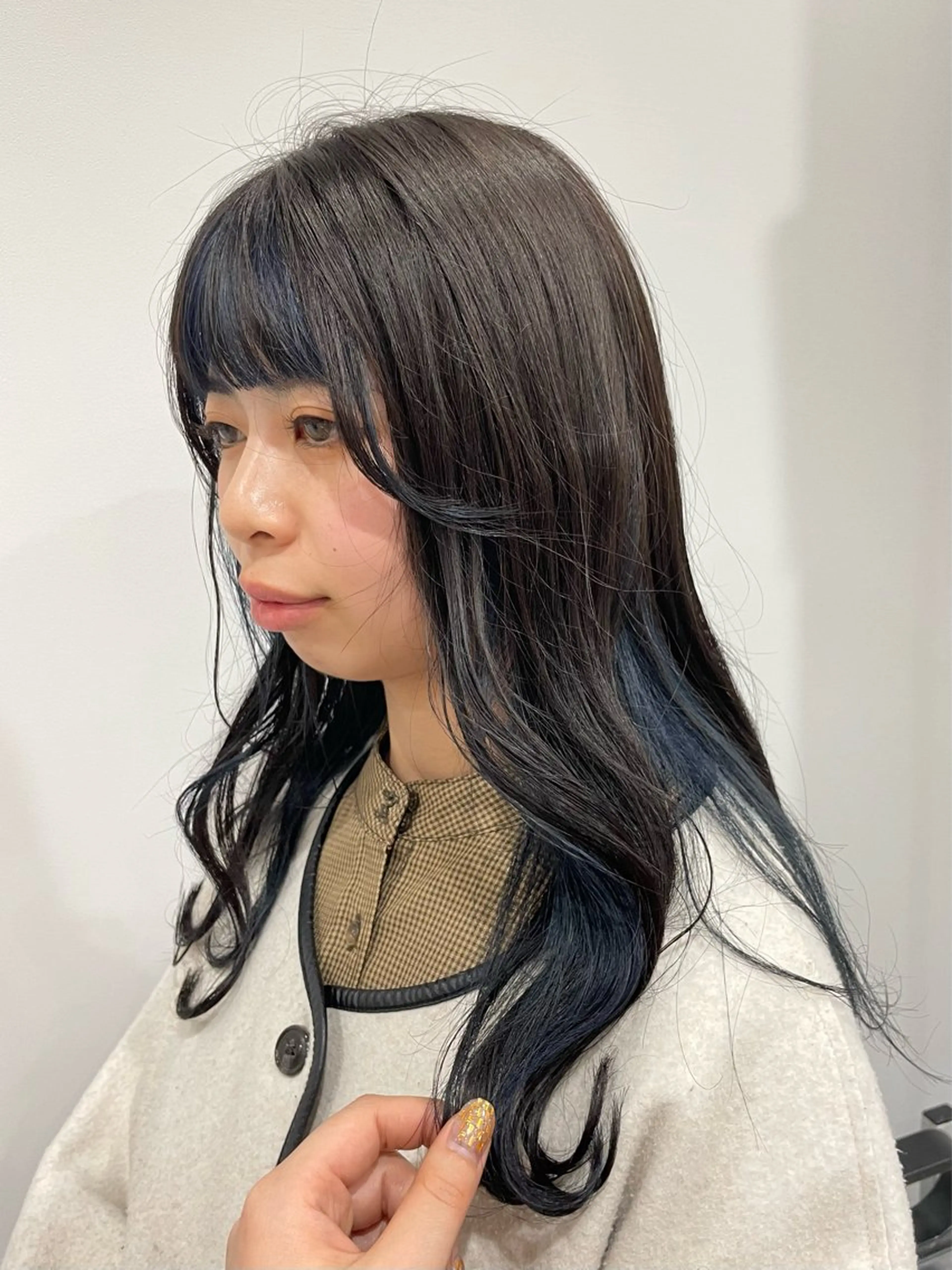 ロング カラー ブルーカラー カット ヘアカラー トリートメント 真弓 理沙のヘアスタイル