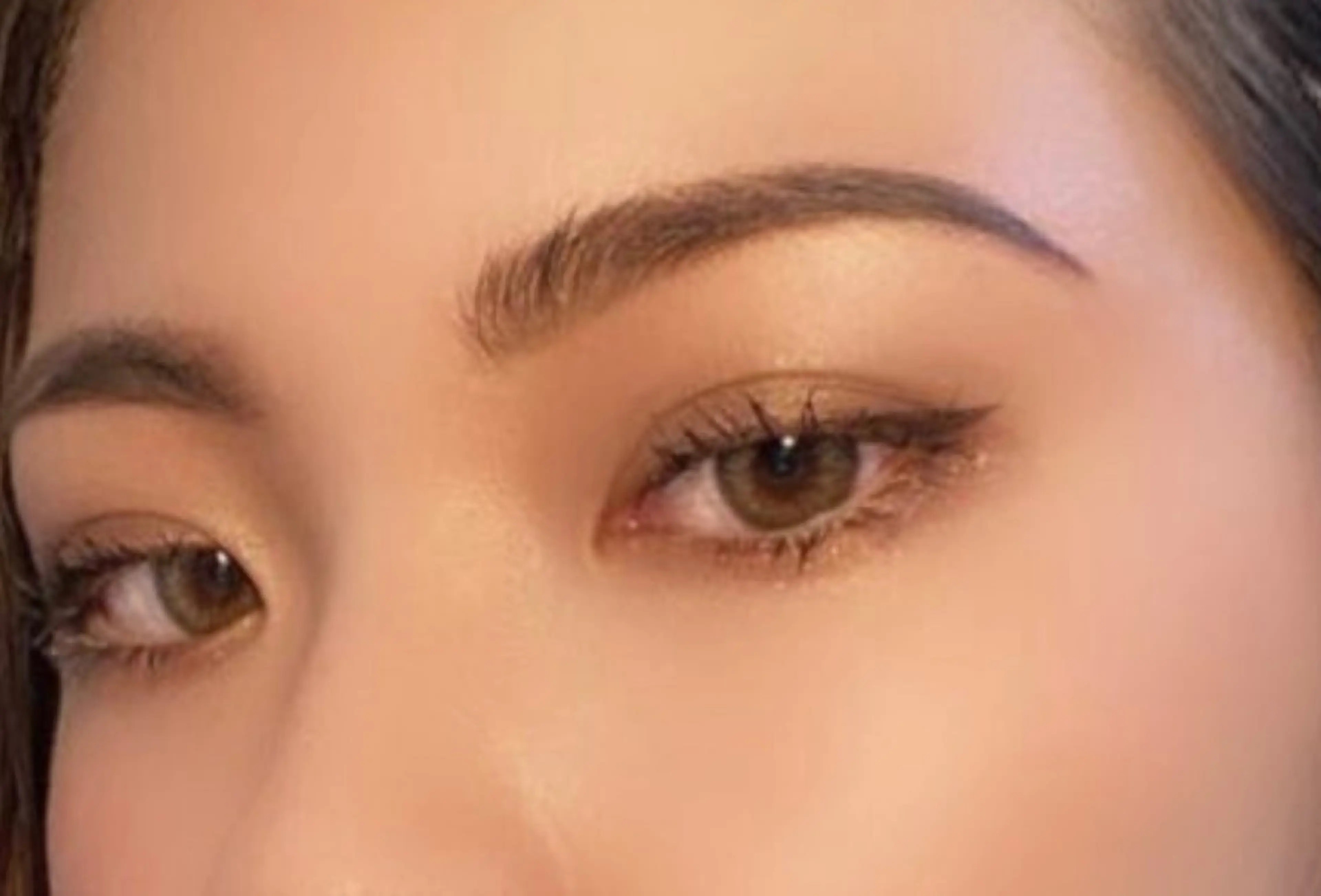 アイブロウ 🌈emmaあべの 秋山🌈のマツエク・マツパデザイン