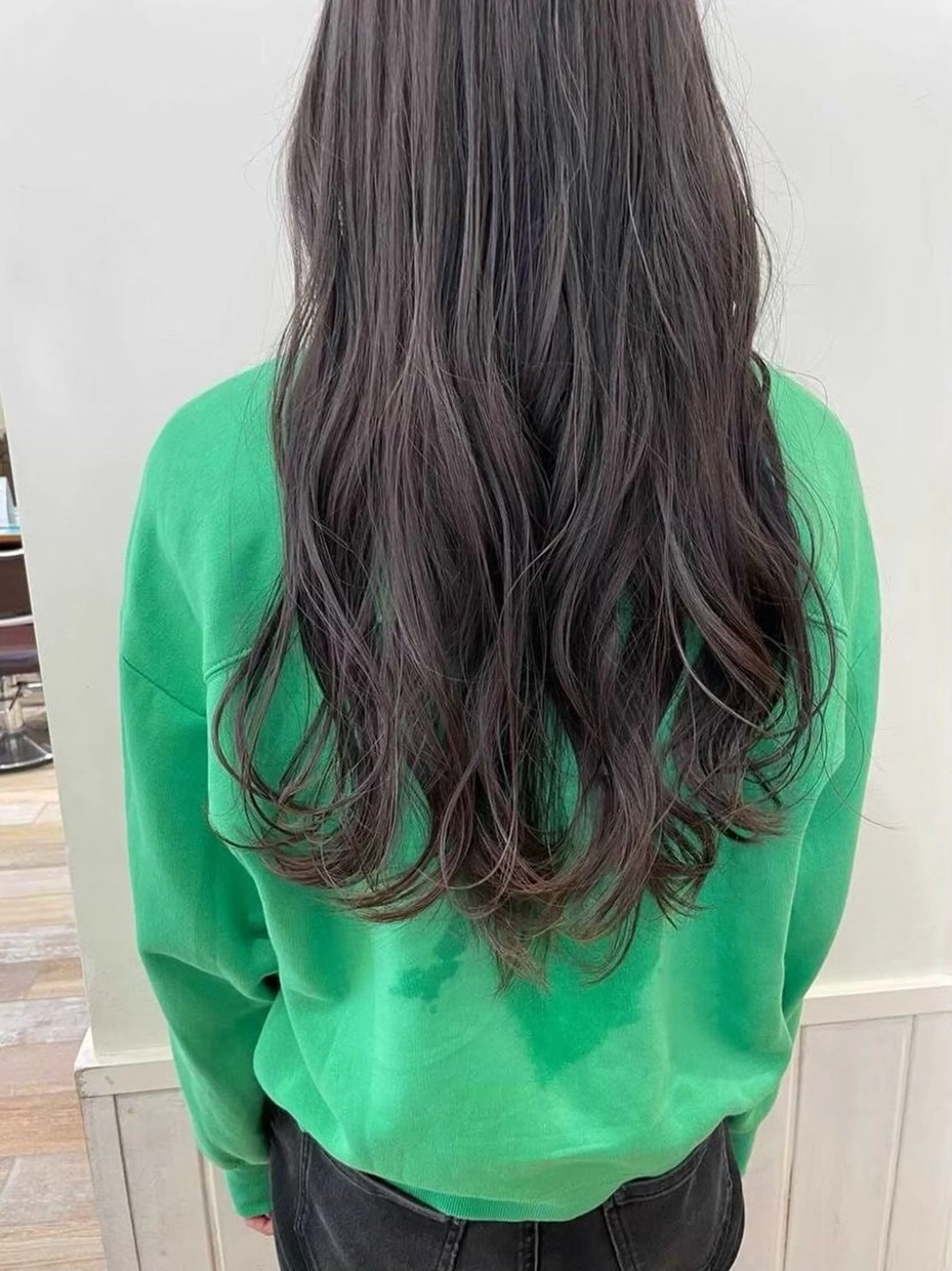 カラー レイヤーカット🐺 hina🩶のヘアスタイル