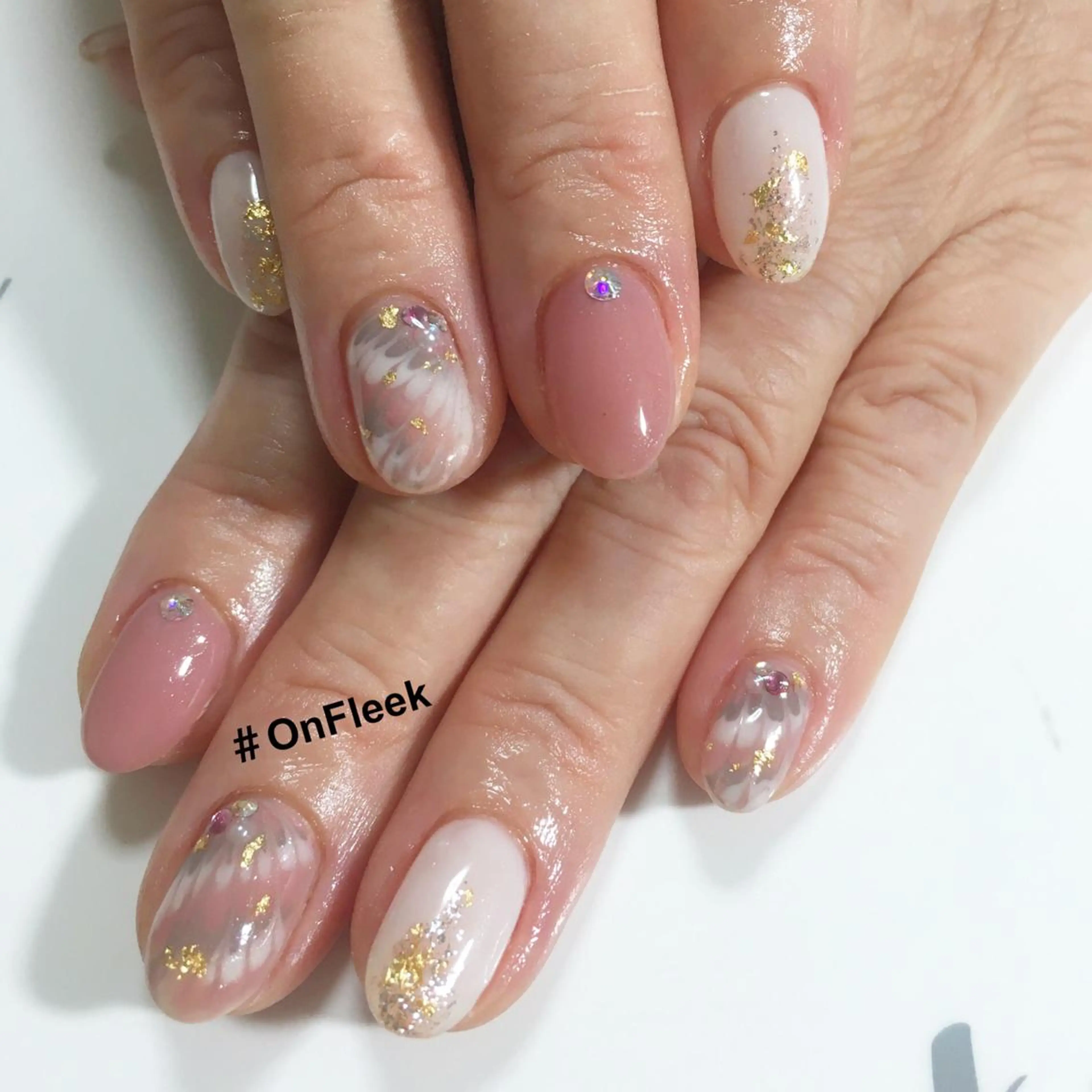 ネイル ハンドネイル NailSalon ＃OnFleekのネイルデザイン