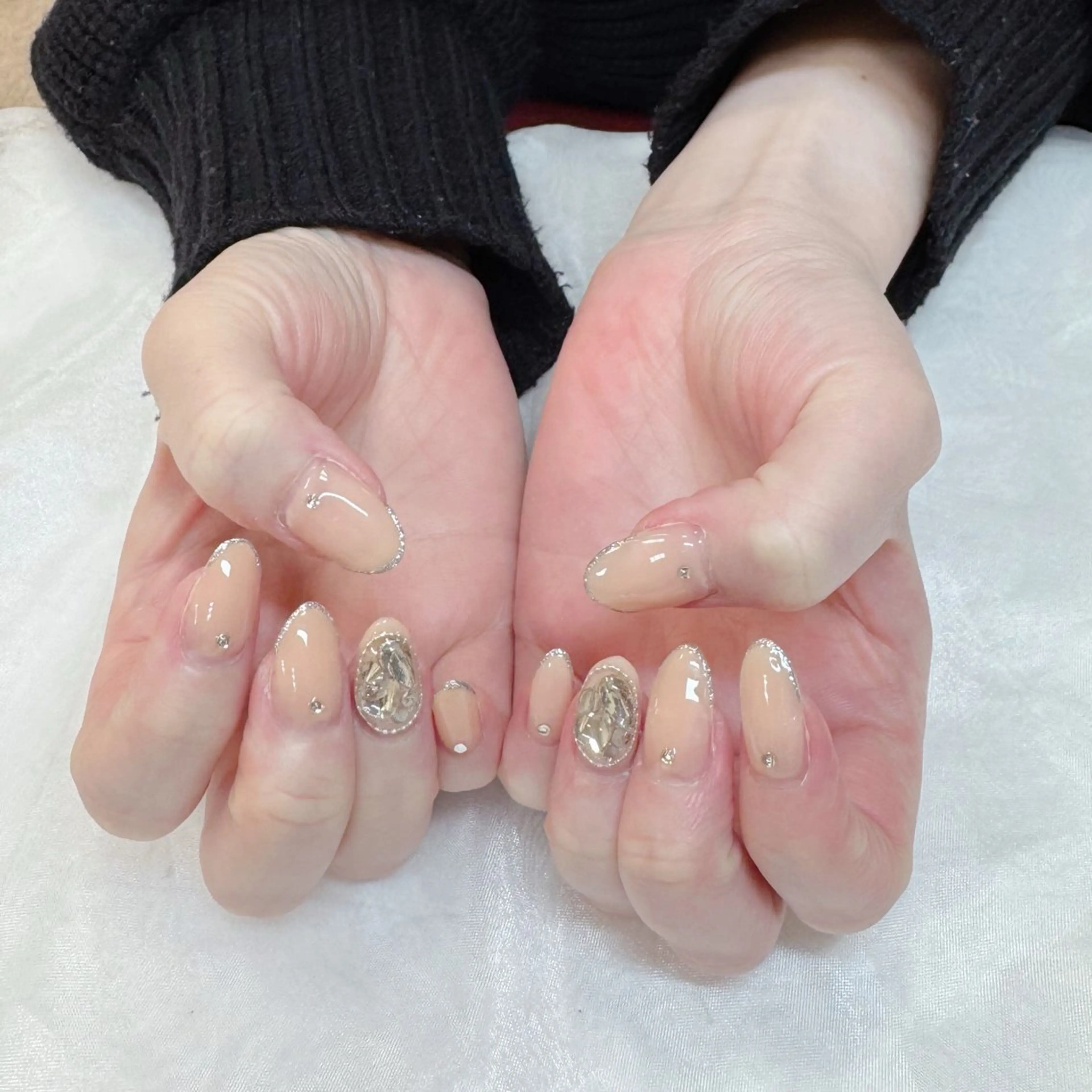 ネイル キラキラネイル オフィスネイル maruyasu. yのネイルデザイン