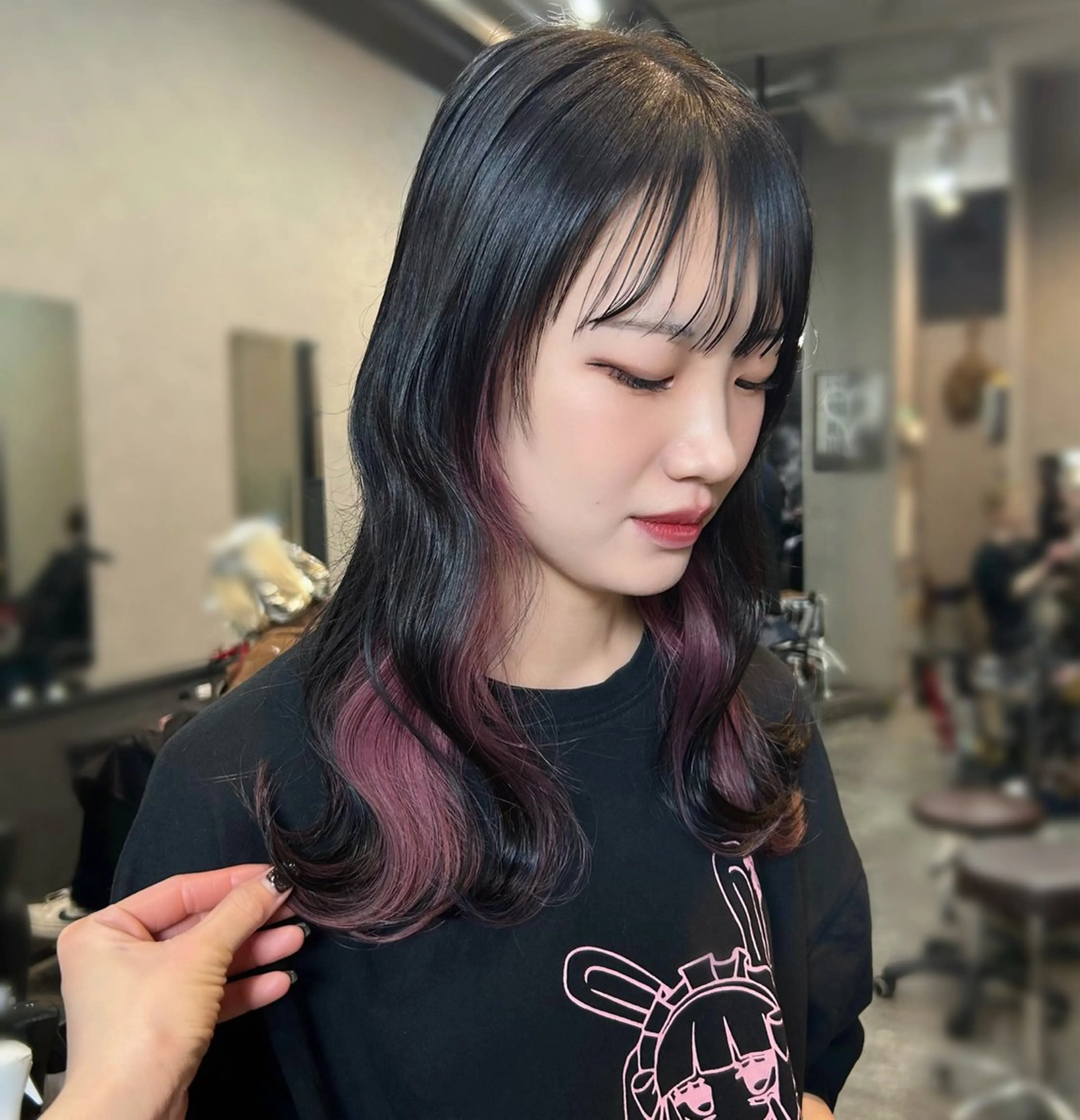 【🩶限定価格🩶】インナーカラー🎀ブリーチ2回＋ケアブリーチ＋トリートメント込✨✨の写真