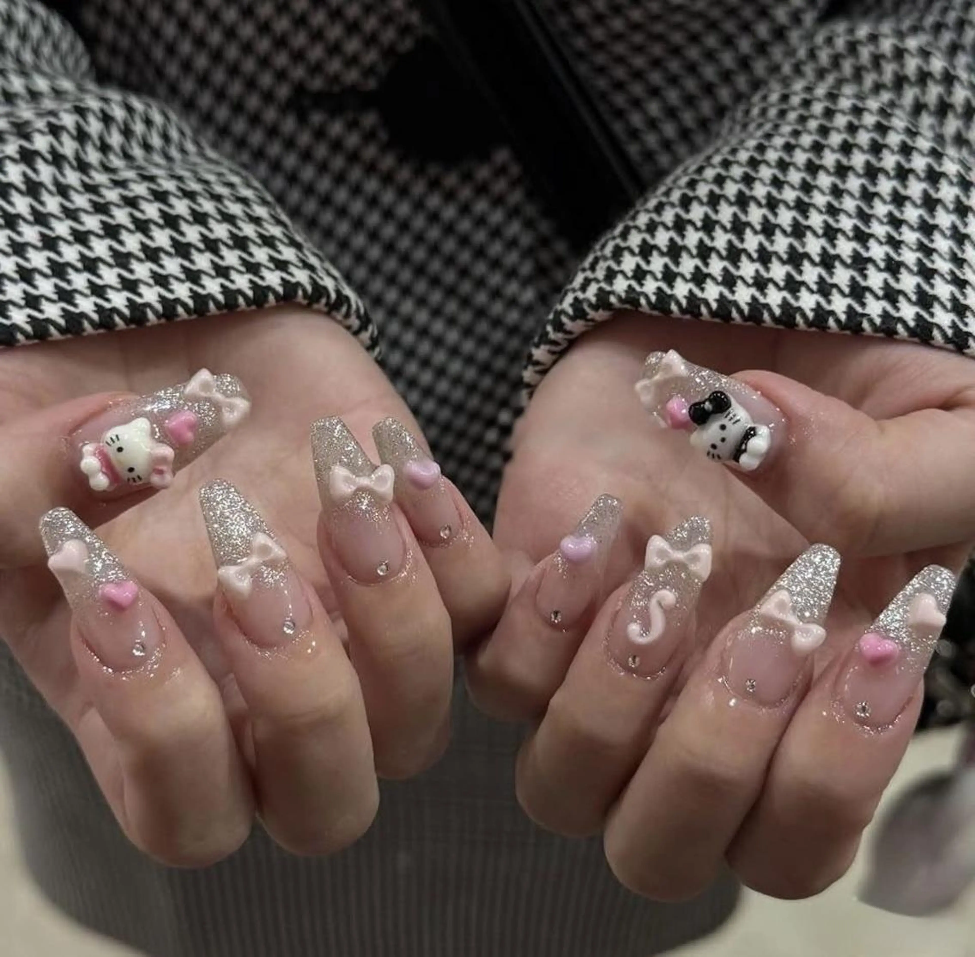 ネイル 長さ出し フレンチネイル グラデーション 卒業式 マグネットネイル ハンドネイル MIHANA NAILのネイルデザイン