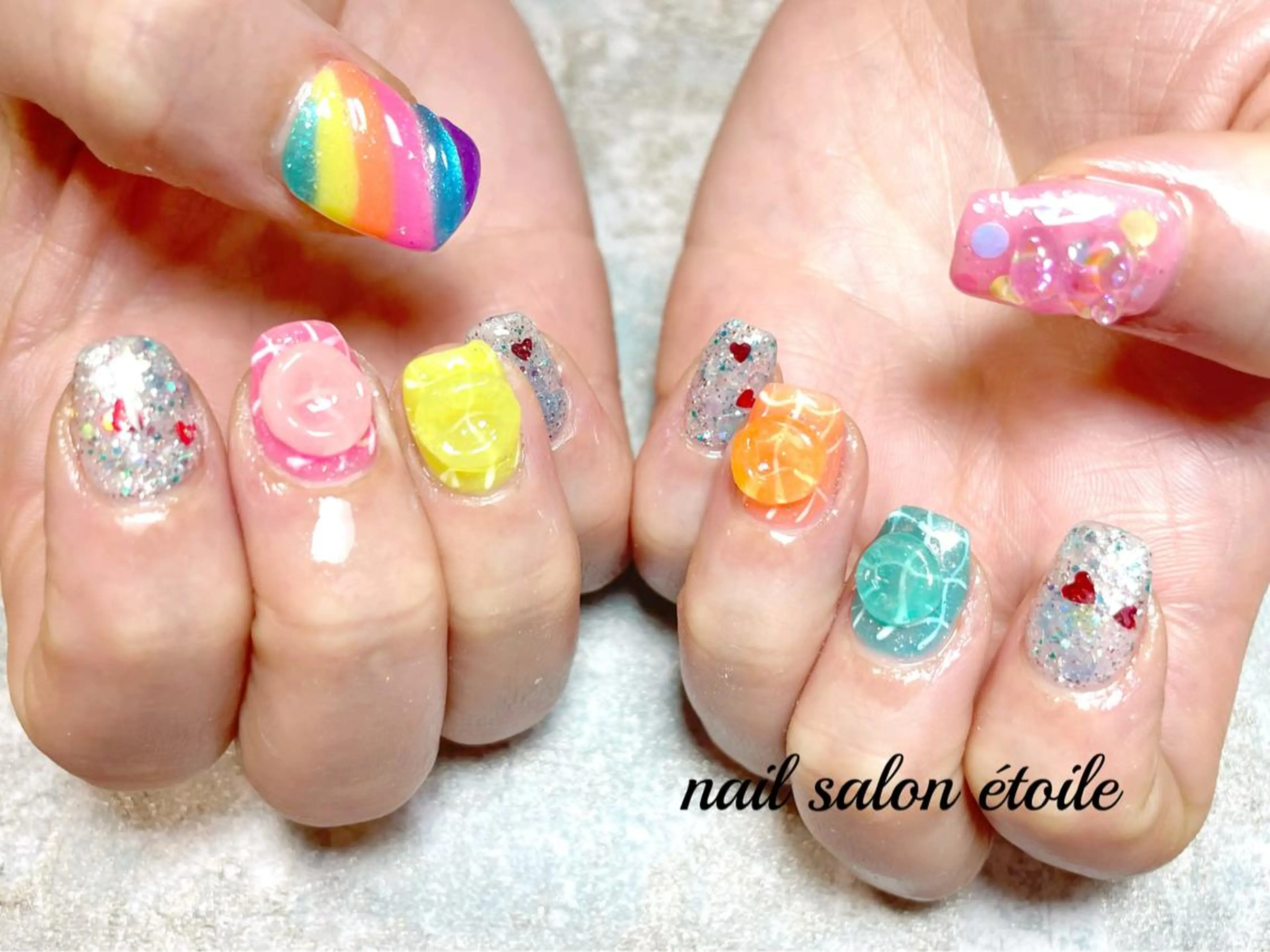 ネイル アートネイル ジェルネイル キラキラネイル 持ち込み ぷっくりネイル ハンドネイル nail salon étoileのネイルデザイン