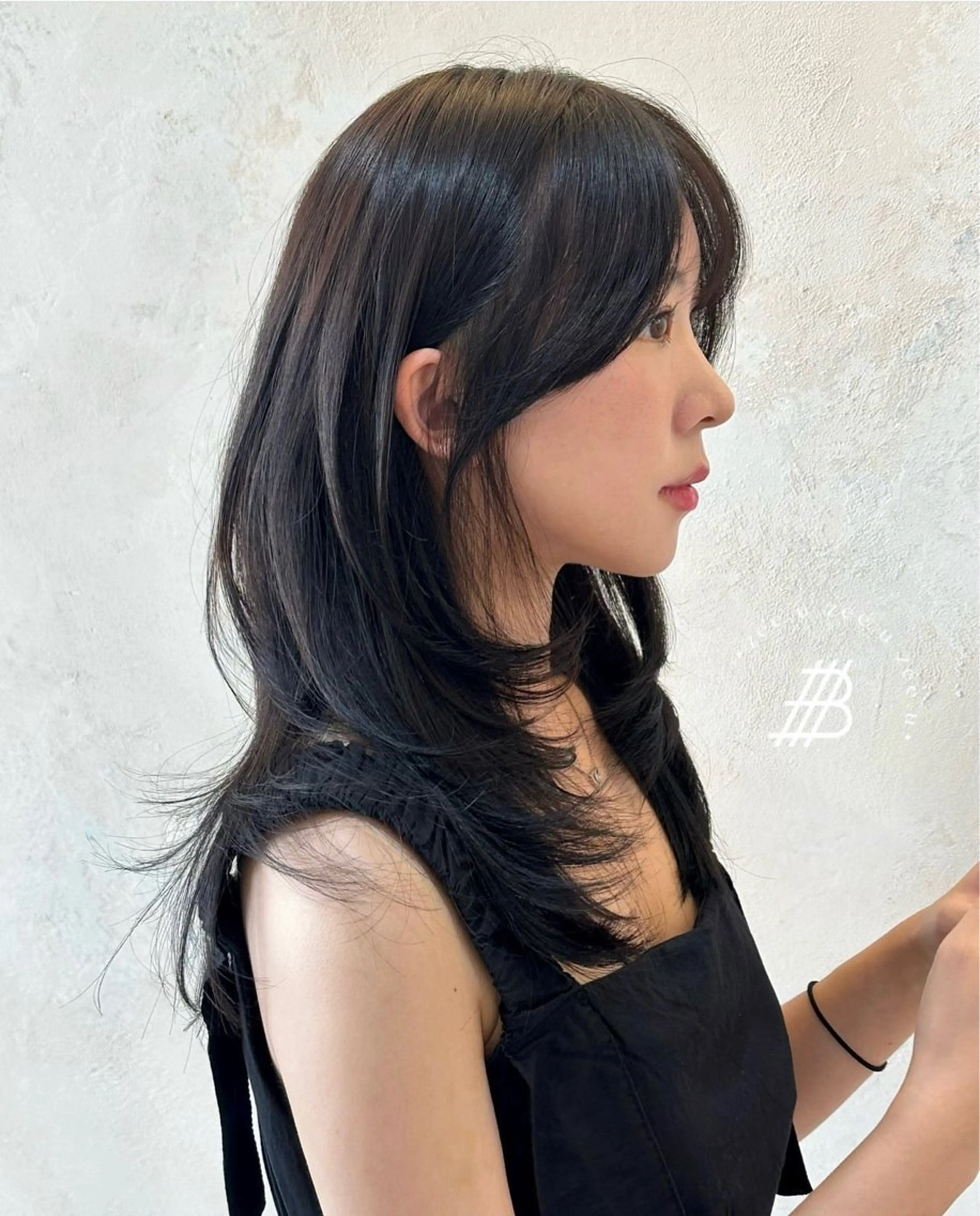 ロング salowin 原宿 aroa所属・韓国／ハッシュカット ／透明感カラー／金野のヘアスタイル