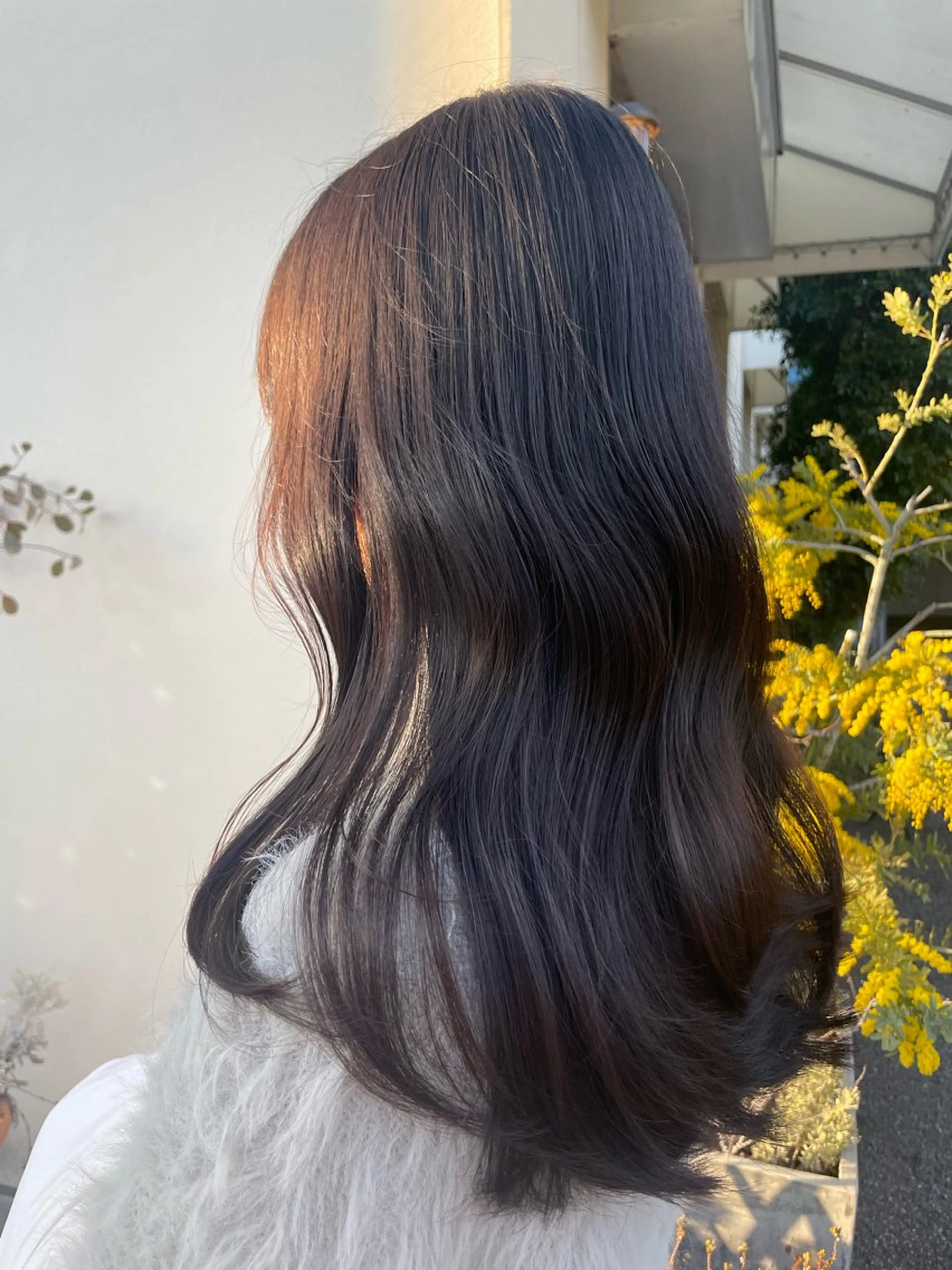 ロング カット ヘアカラー hair bulb所属・三國 栞音のヘアスタイル