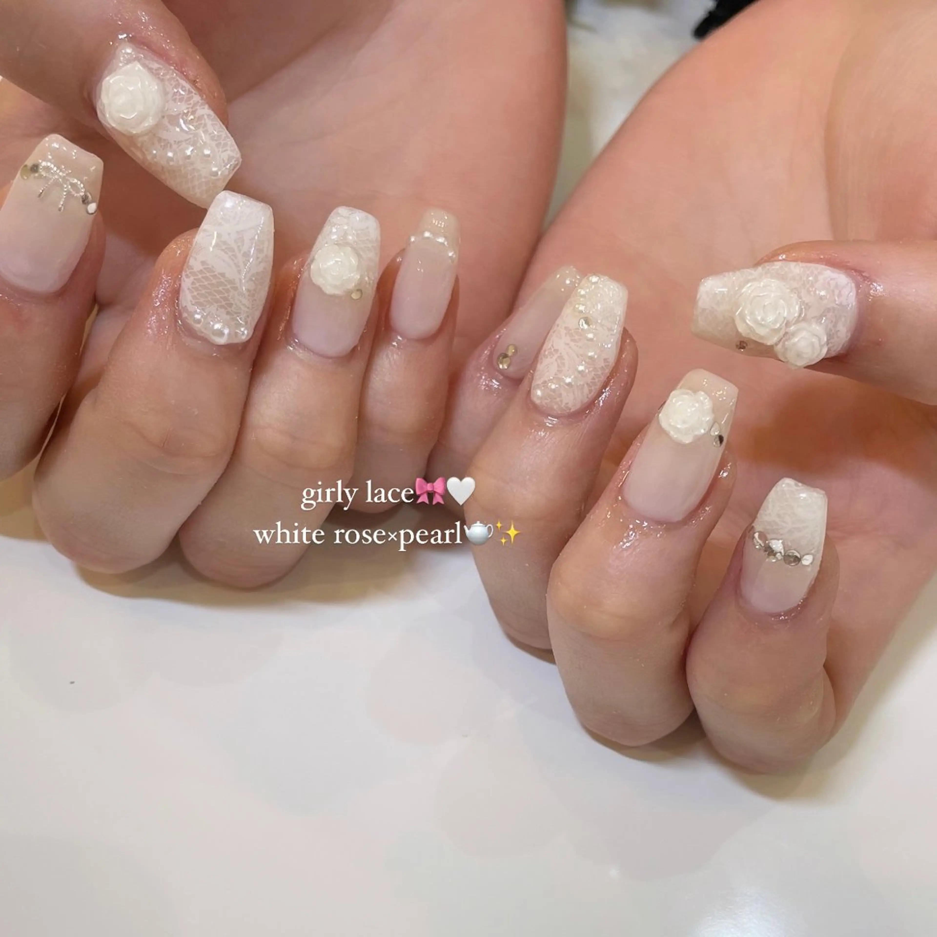 ネイル ホワイト Nail Salon Gummi.のネイルデザイン