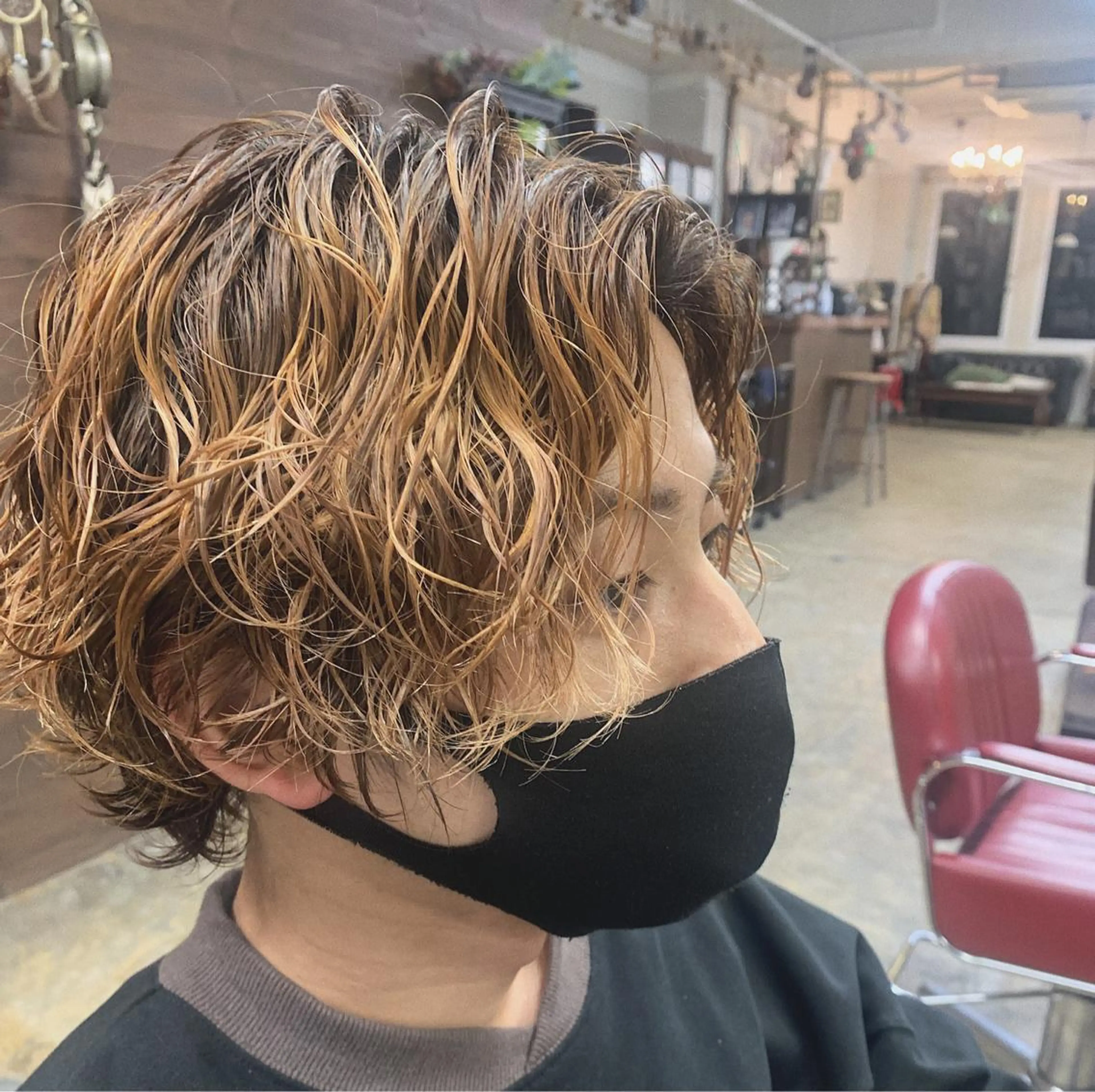 ショート パーマ メンズ メンズブリーチ メンズパーマ パーマ hair design girl所属・［girl］ MIKIのヘアスタイル