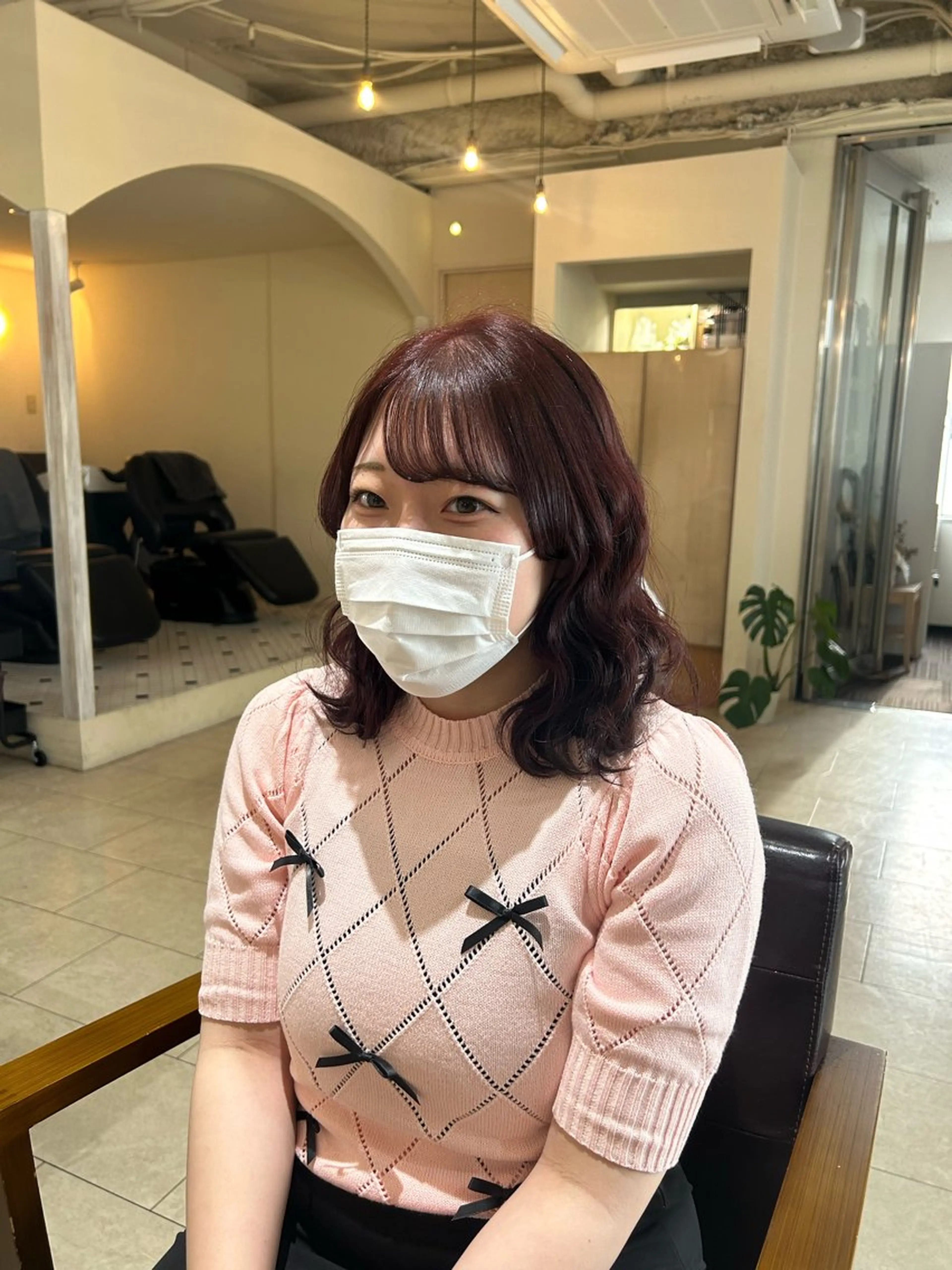 セミロング カラー Maho/海外 レイヤー/ハイトーンのヘアスタイル