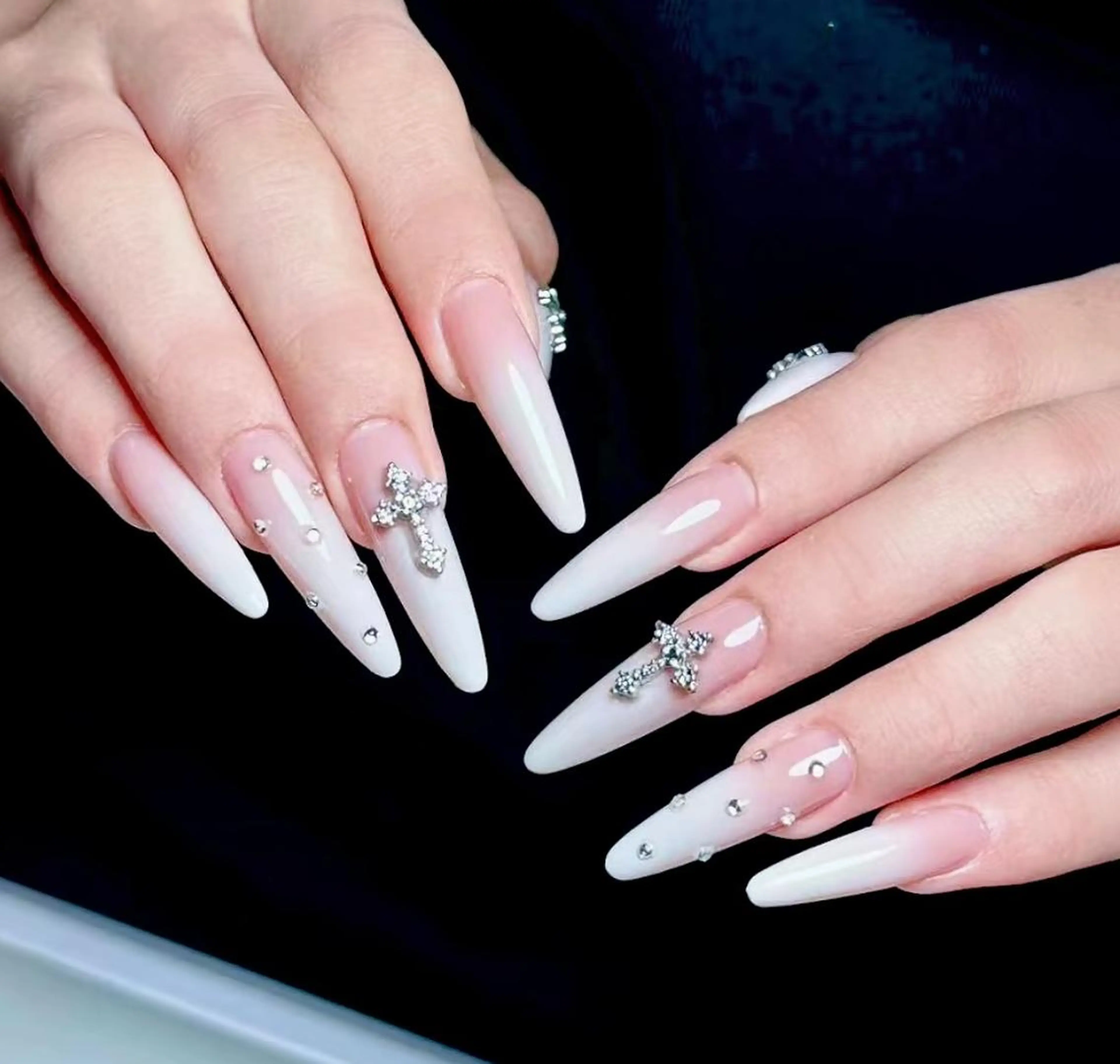 ネイル ハンドネイル 🎀 UU_nailのネイルデザイン