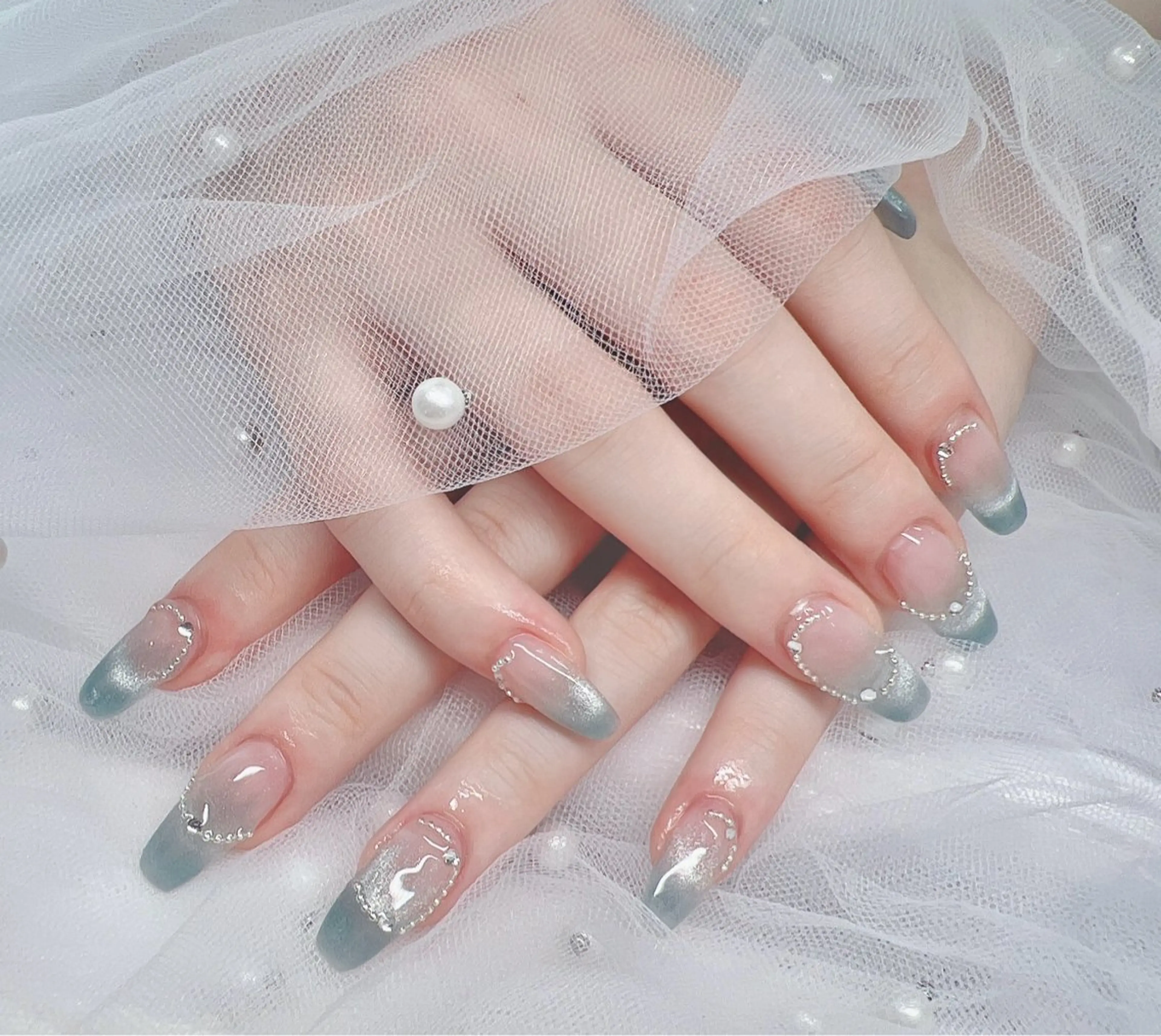 ケア＋チップ＋グラデーション+フレンチ+パーシの写真