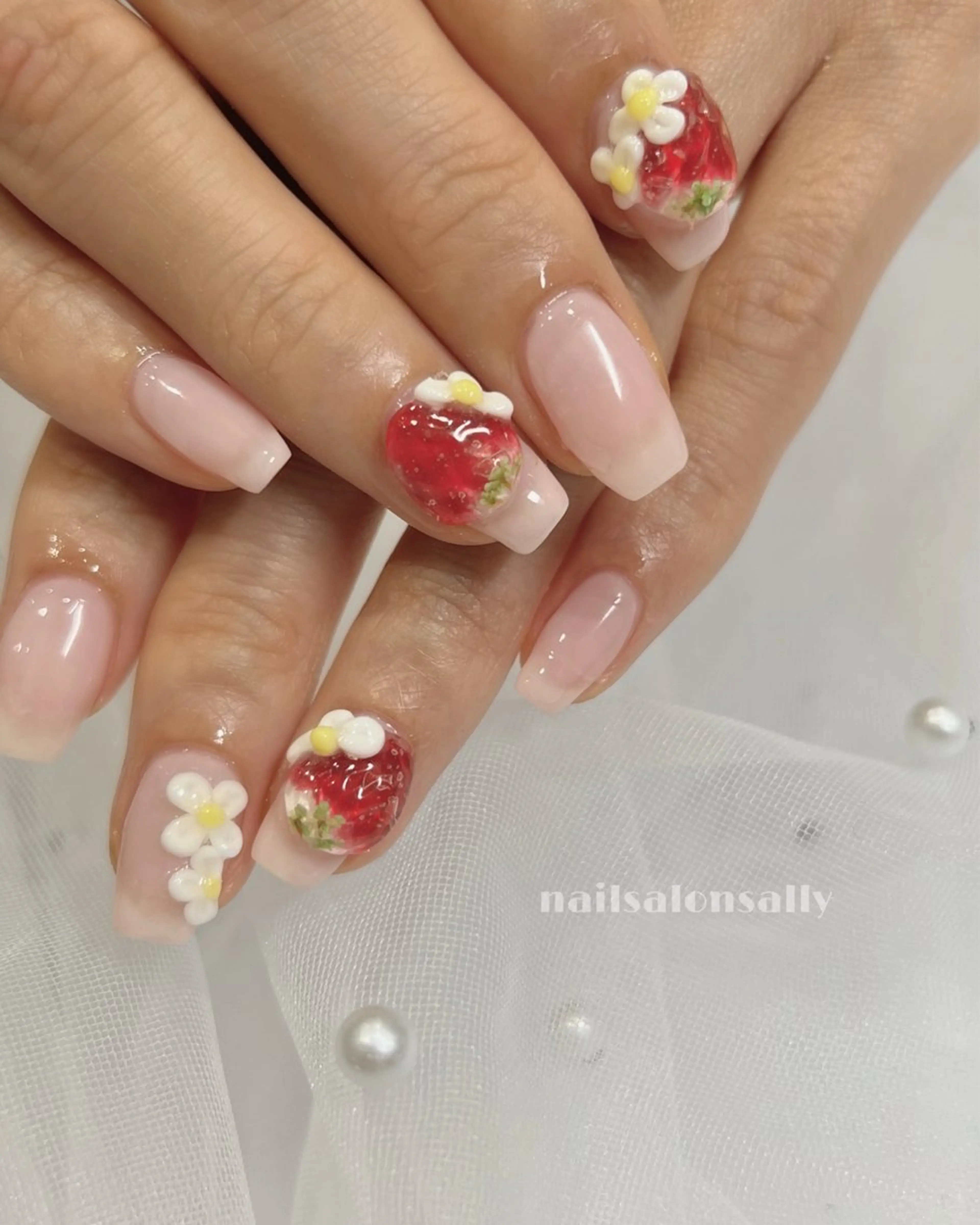 ネイル アートネイル ガーリー ハンドネイル 原宿ネイル 推し活/ガーリー/のネイルデザイン