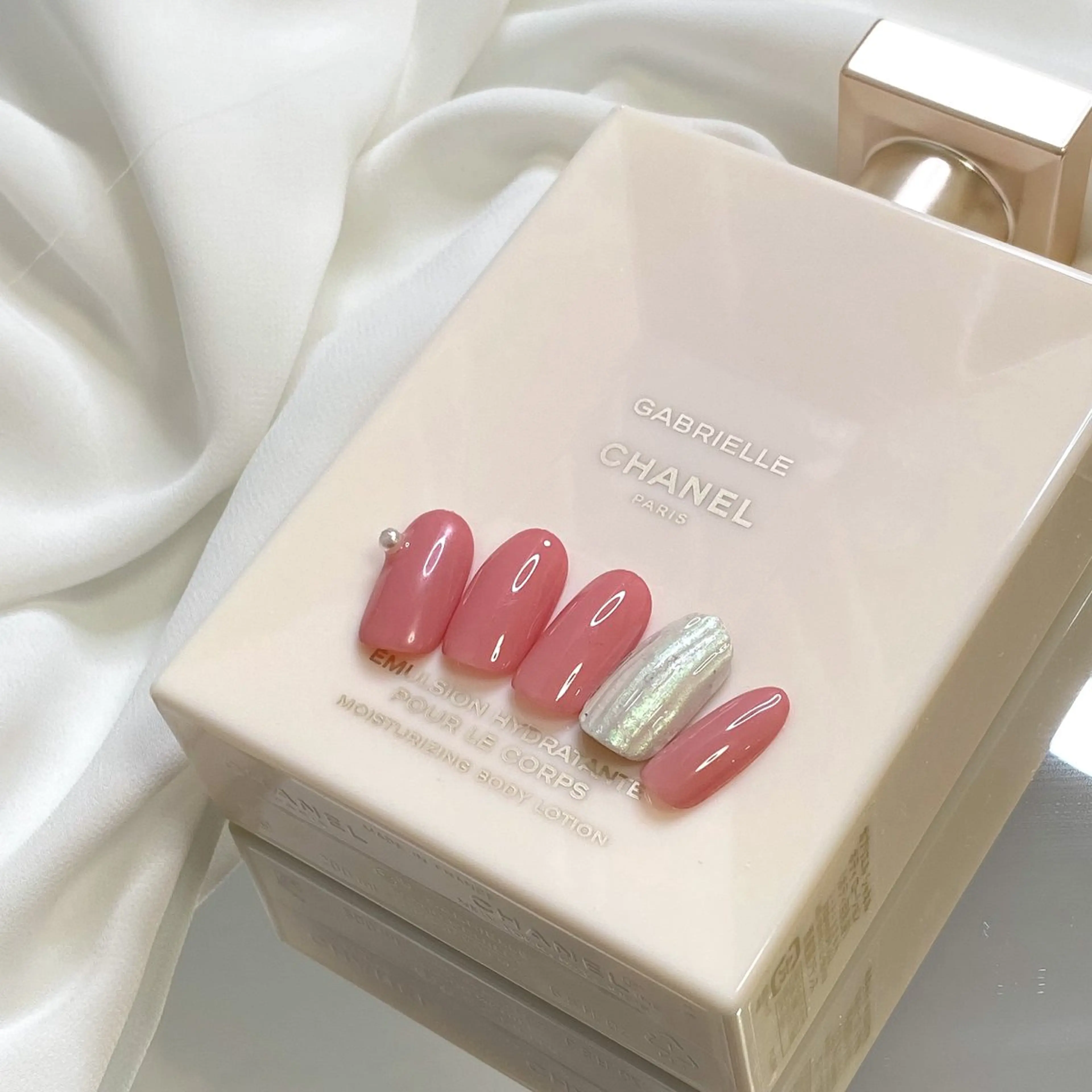 ネイル アートネイル ネイル空間所属・muguet🎀 nailのネイルデザイン