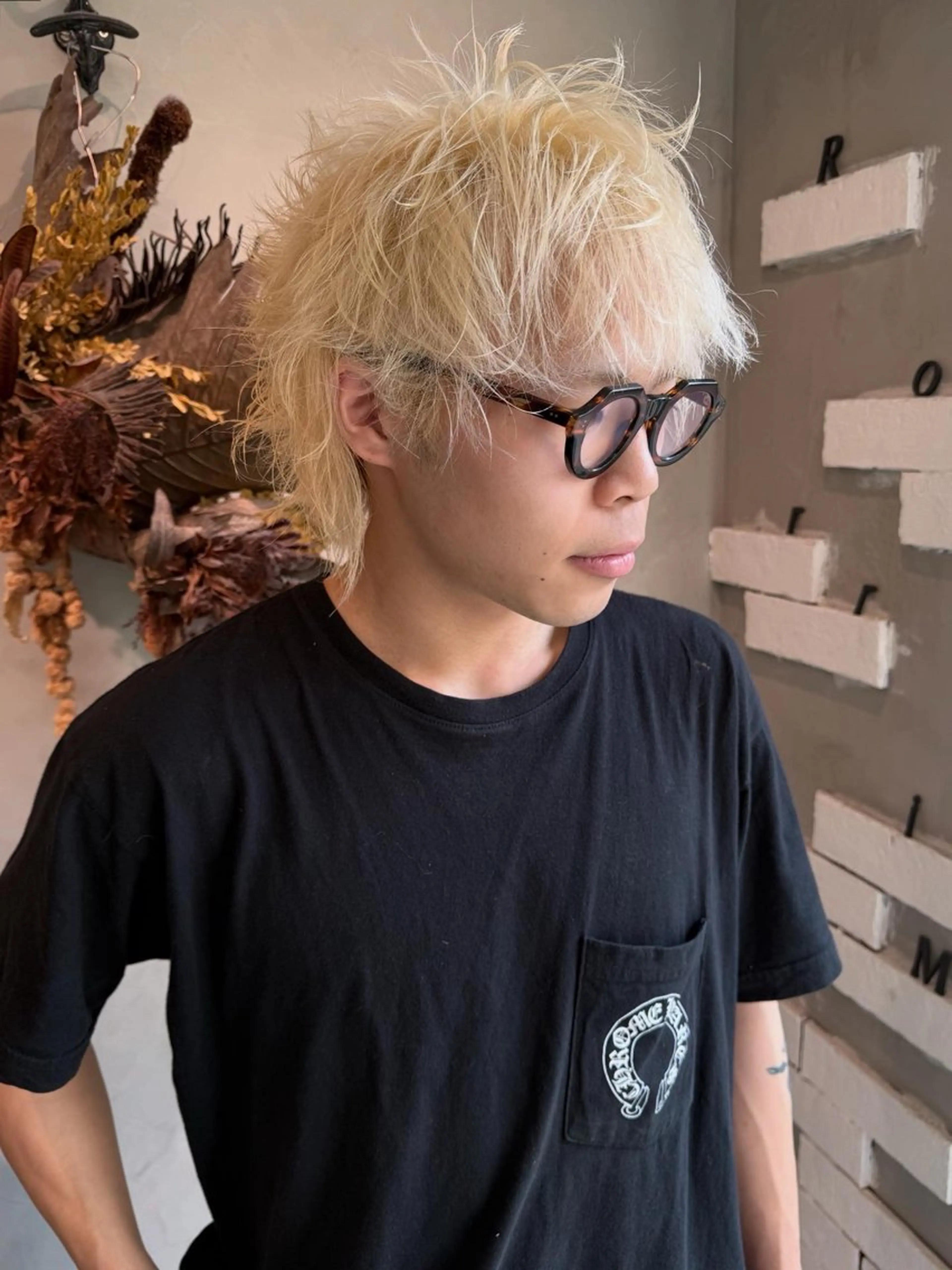 ショート カラー メンズ メンズブリーチ ブリーチ 抜きっぱなしブロンド ブロンド ケアブリーチ ヘアカラー RorriM natsuのヘアスタイル