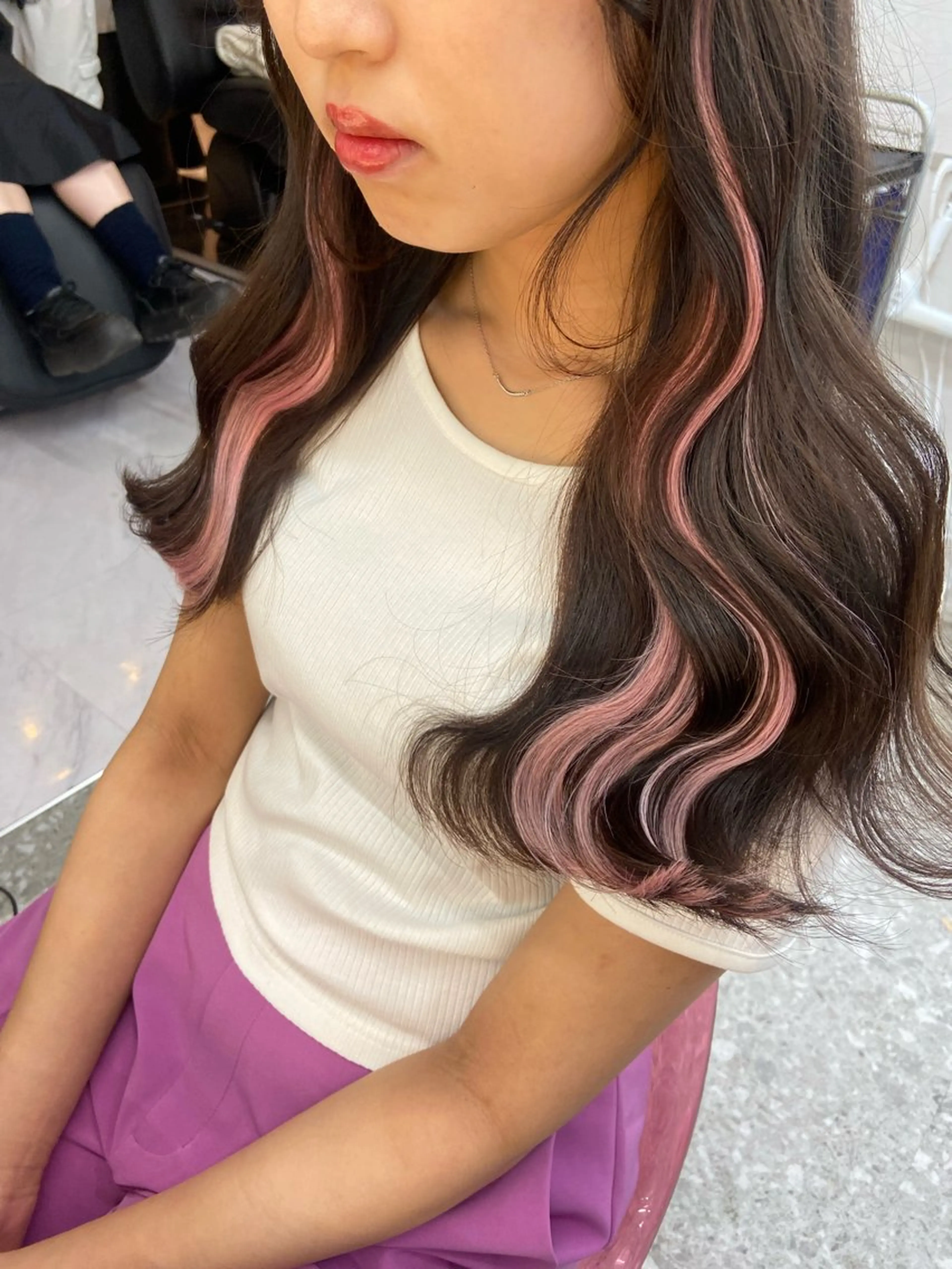 ロング カラー シールエクステ イヤリングカラー インナーカラー エクステ ヘアカラー トリートメント エクステ 新宿/韓国ヘア 中明度カラー/かやのヘアスタイル