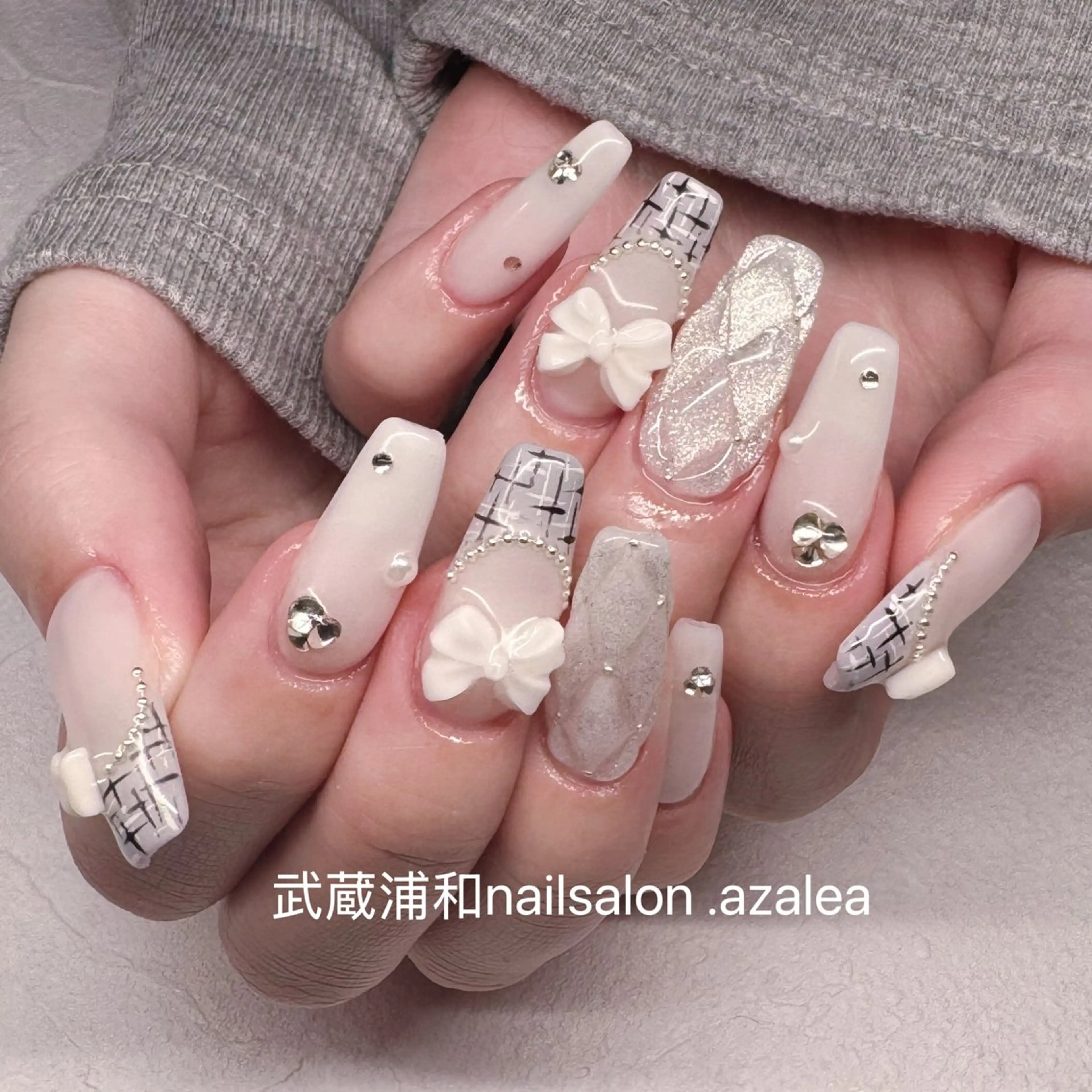 ネイル ハンドネイル R inのネイルデザイン