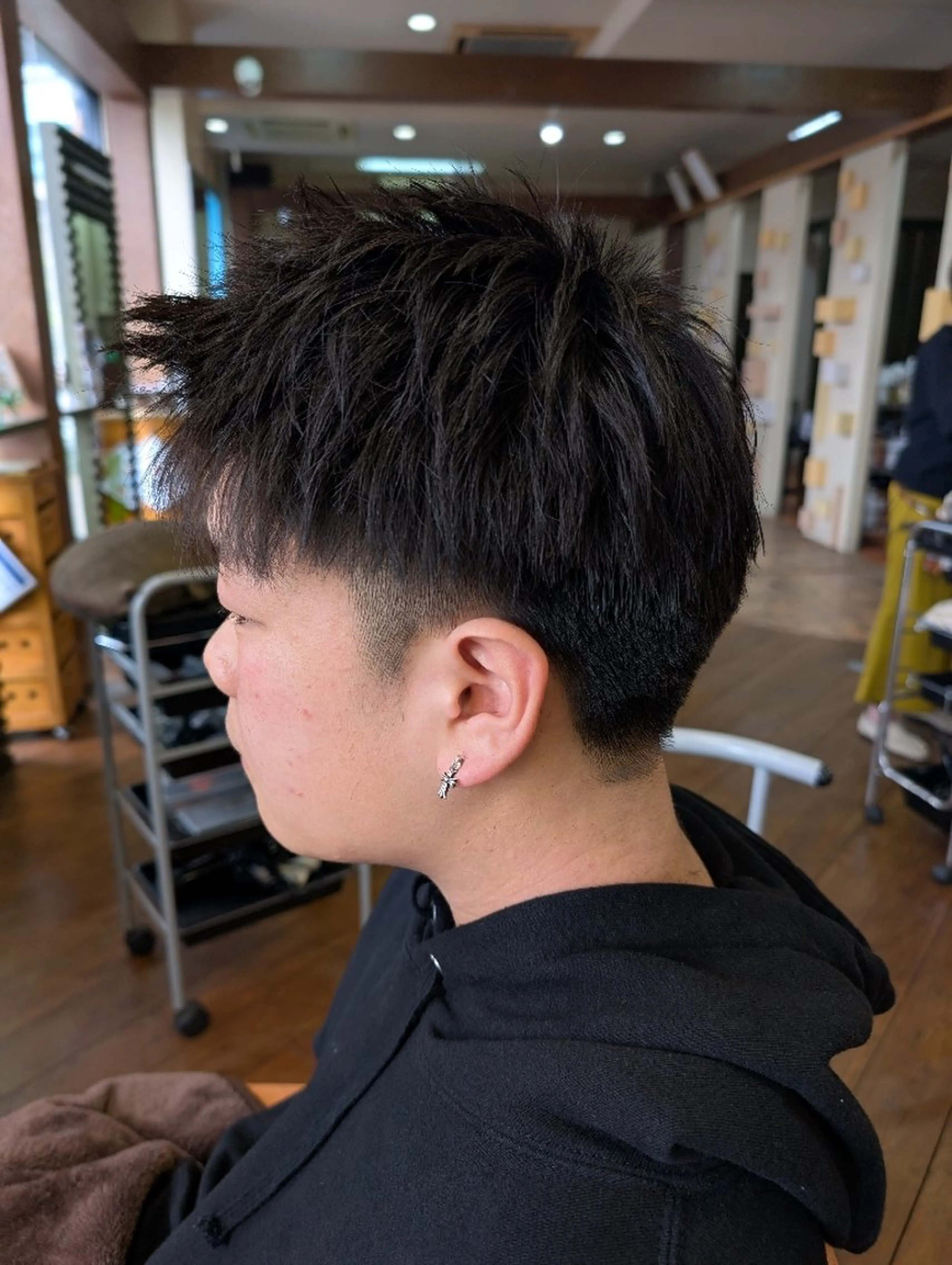 ショート メンズ ツーブロック ショートヘア 本田 圭輔のヘアスタイル