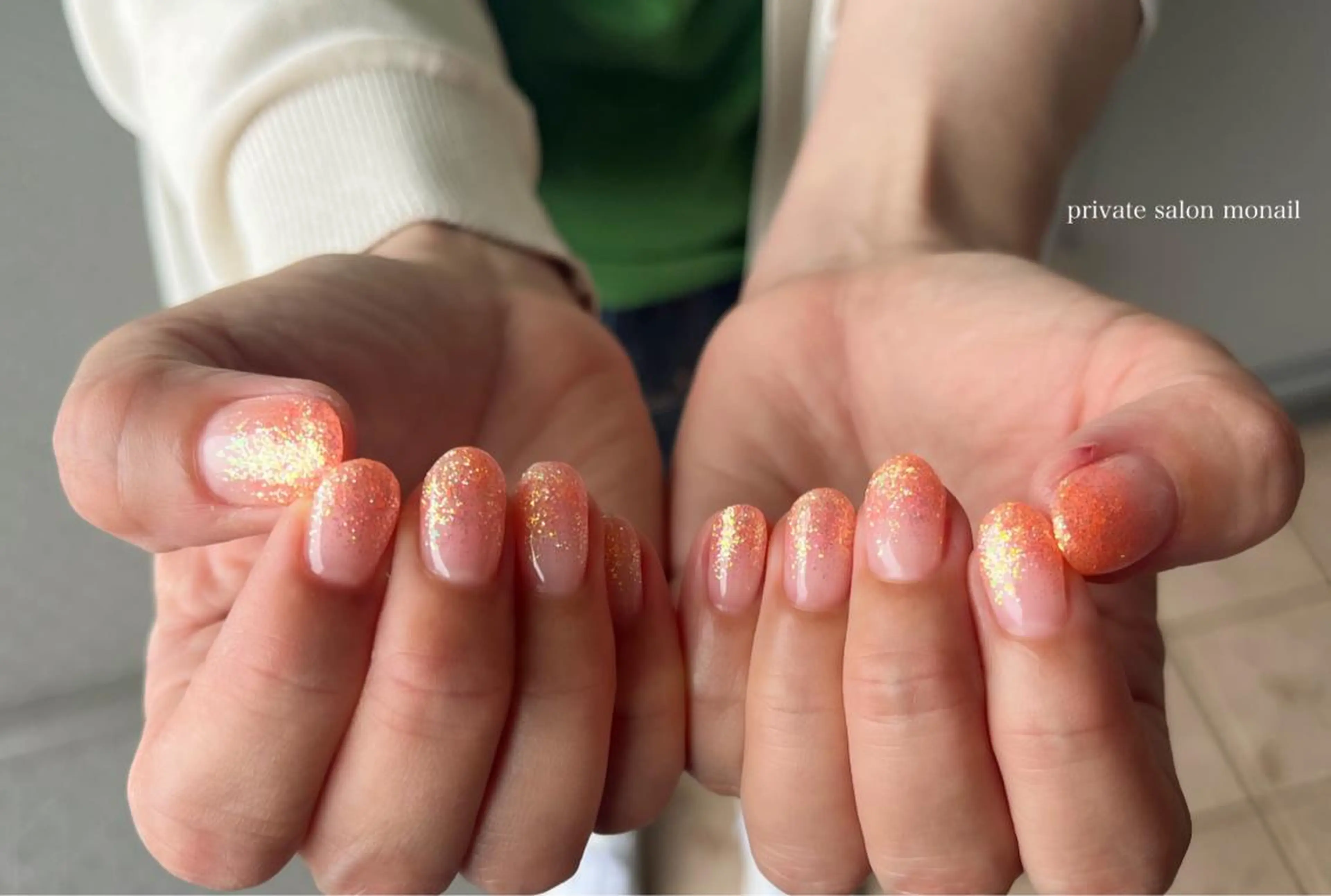 ネイル グラデーション ラメ(グリッター) ラメグラデーション オレンジ ハンドネイル private  nail monail所属・nail salon monailのネイルデザイン