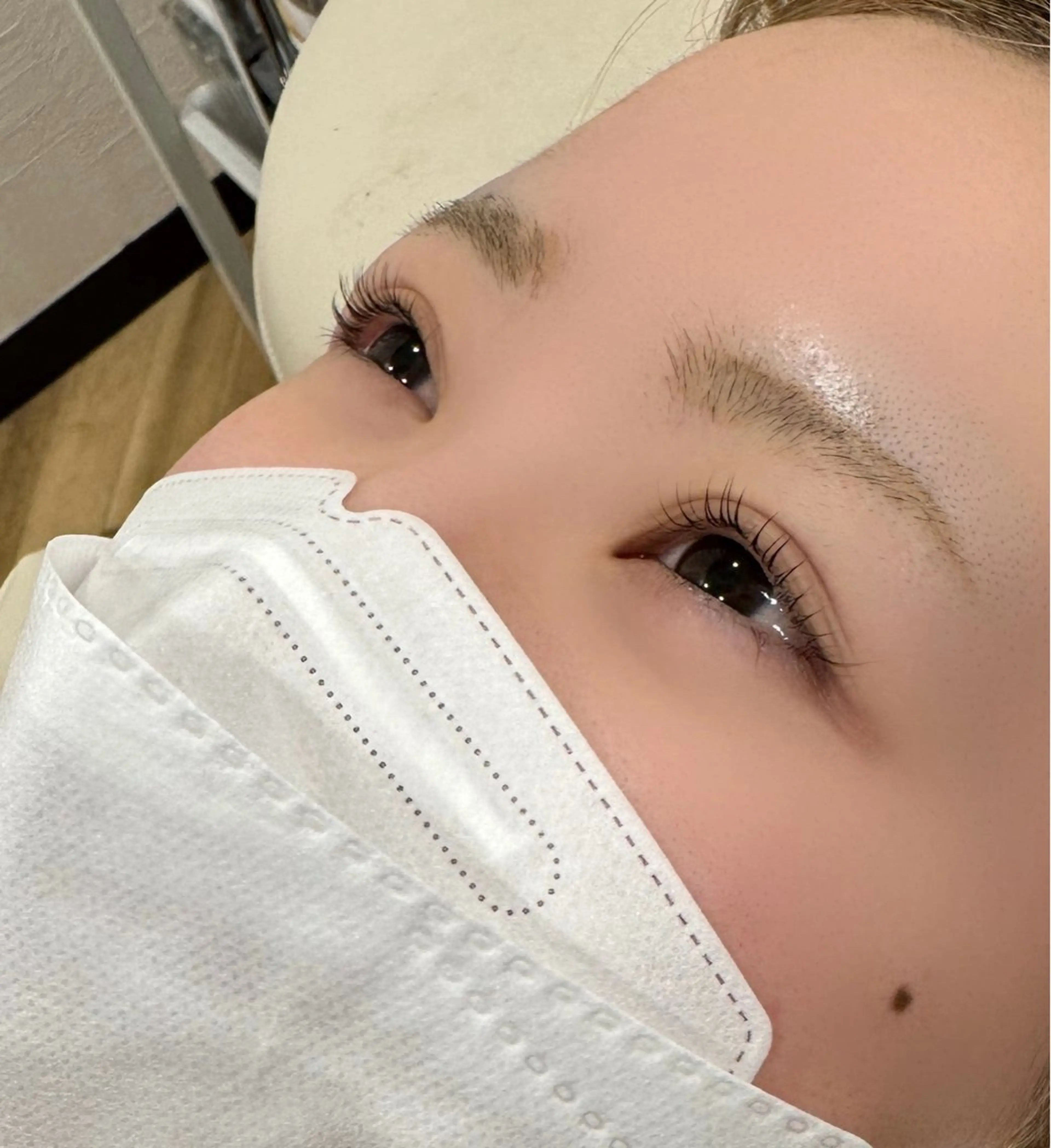 まつ毛パーマ練習モデルの写真