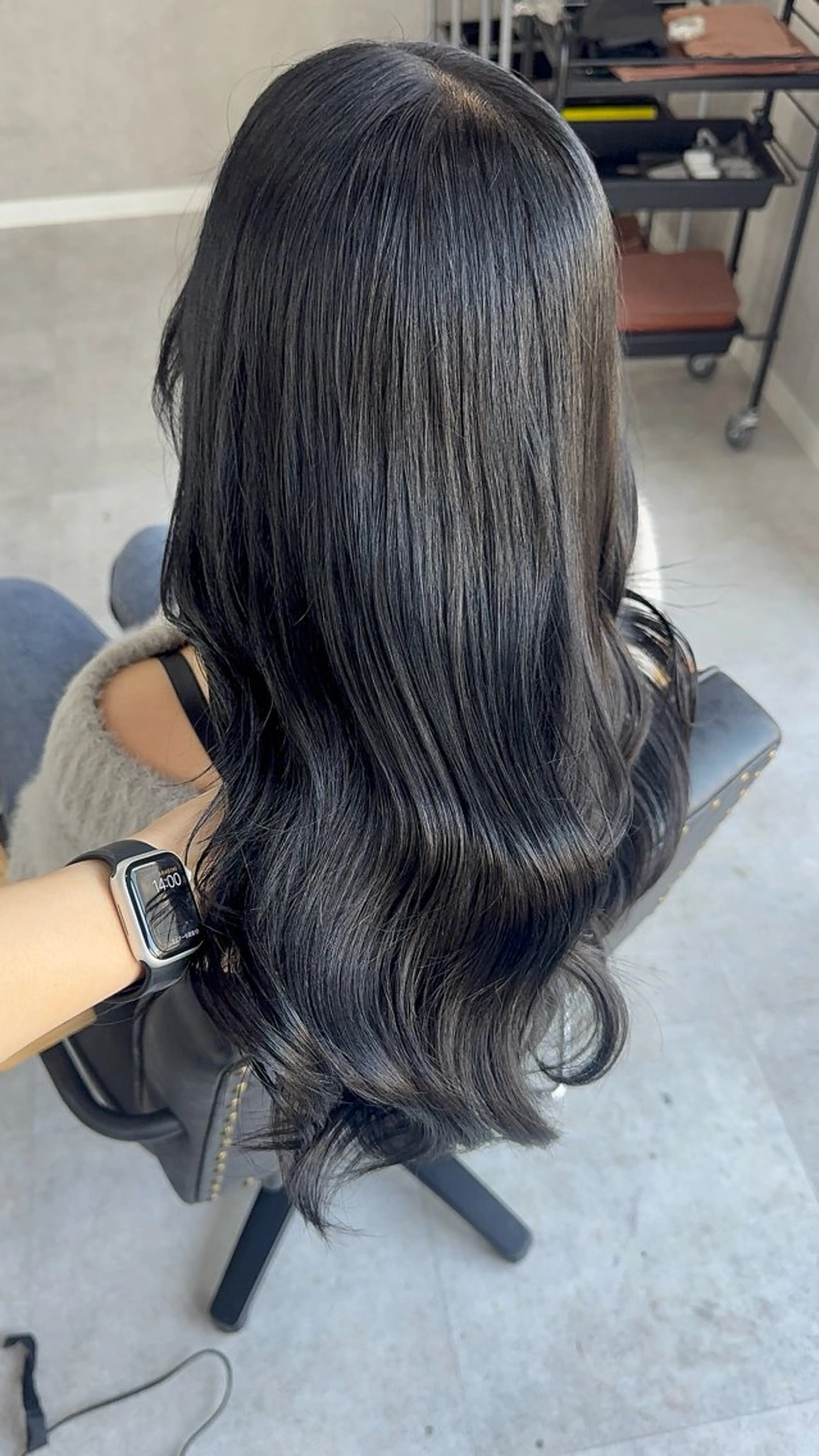 ロング カラー アッシュ アッシュブラウン ベージュカラー 黒髪 ブリーチ カット ヘアカラー トリートメント 赤み無し柔らかカラー 【梅田】madokaのヘアスタイル