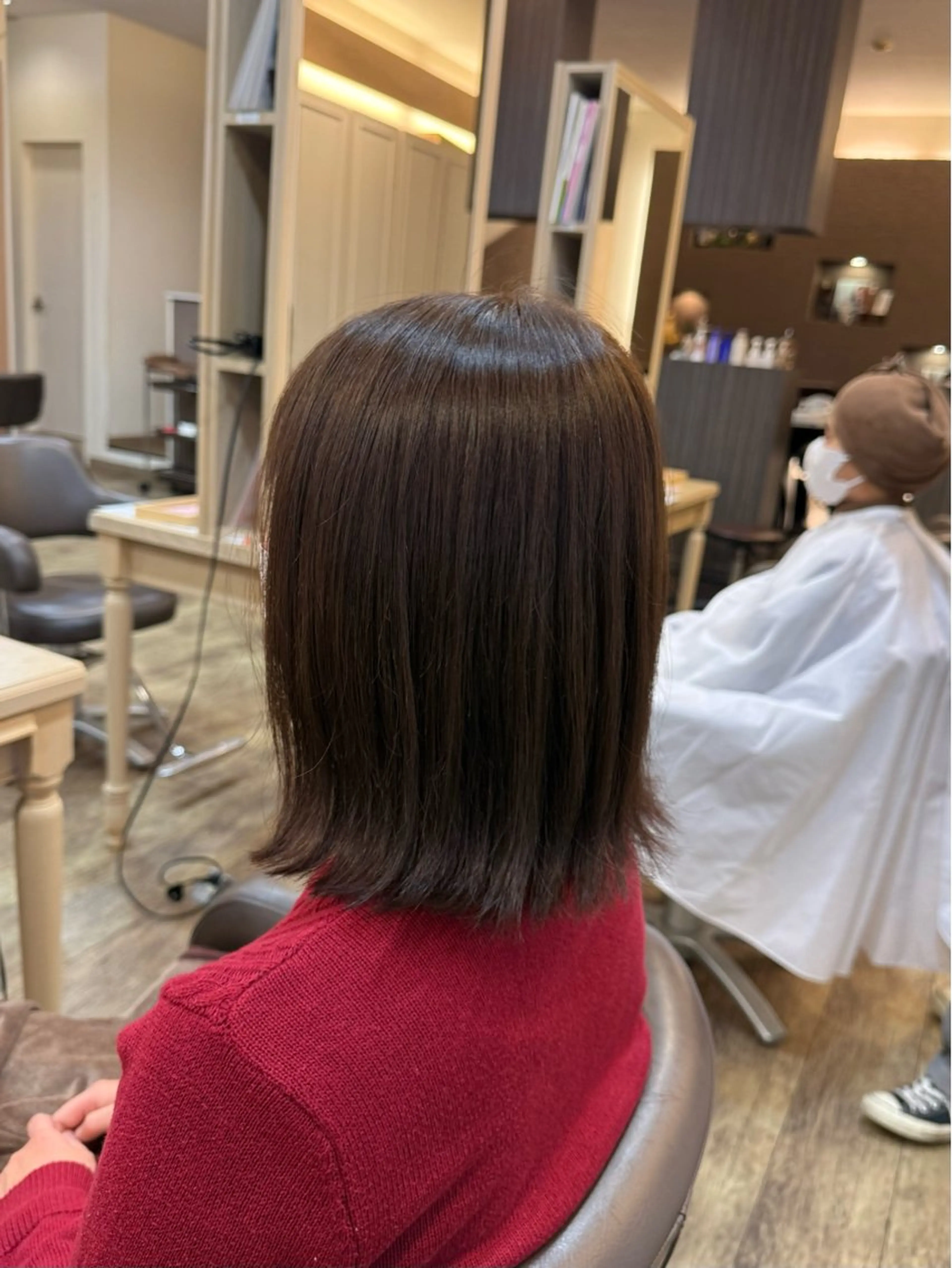 ミディアム アッシュ アッシュブラウン ヘアカラー トリートメント 杉田 花乃のヘアスタイル