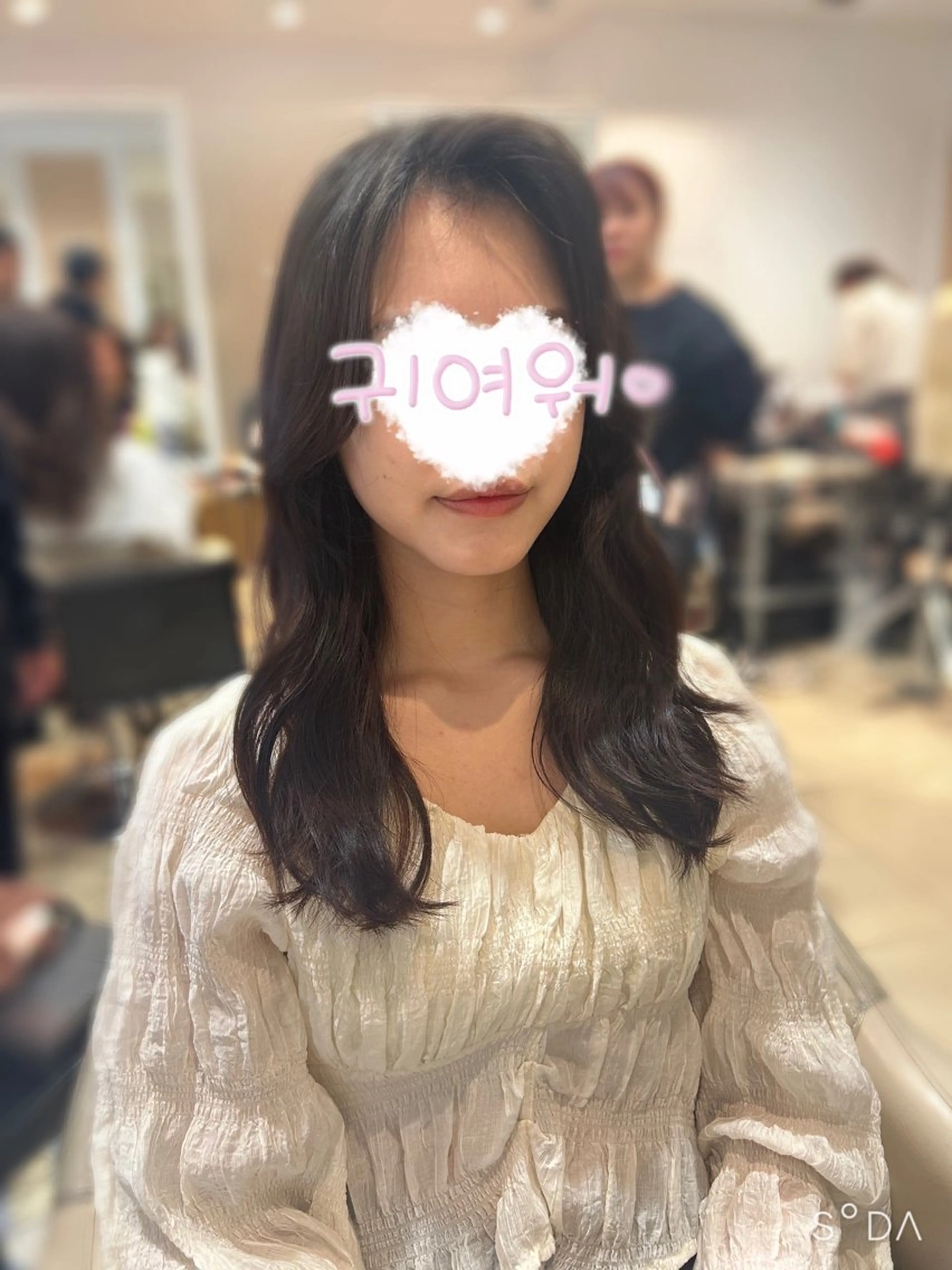 ロング 山田 桃華のヘアスタイル