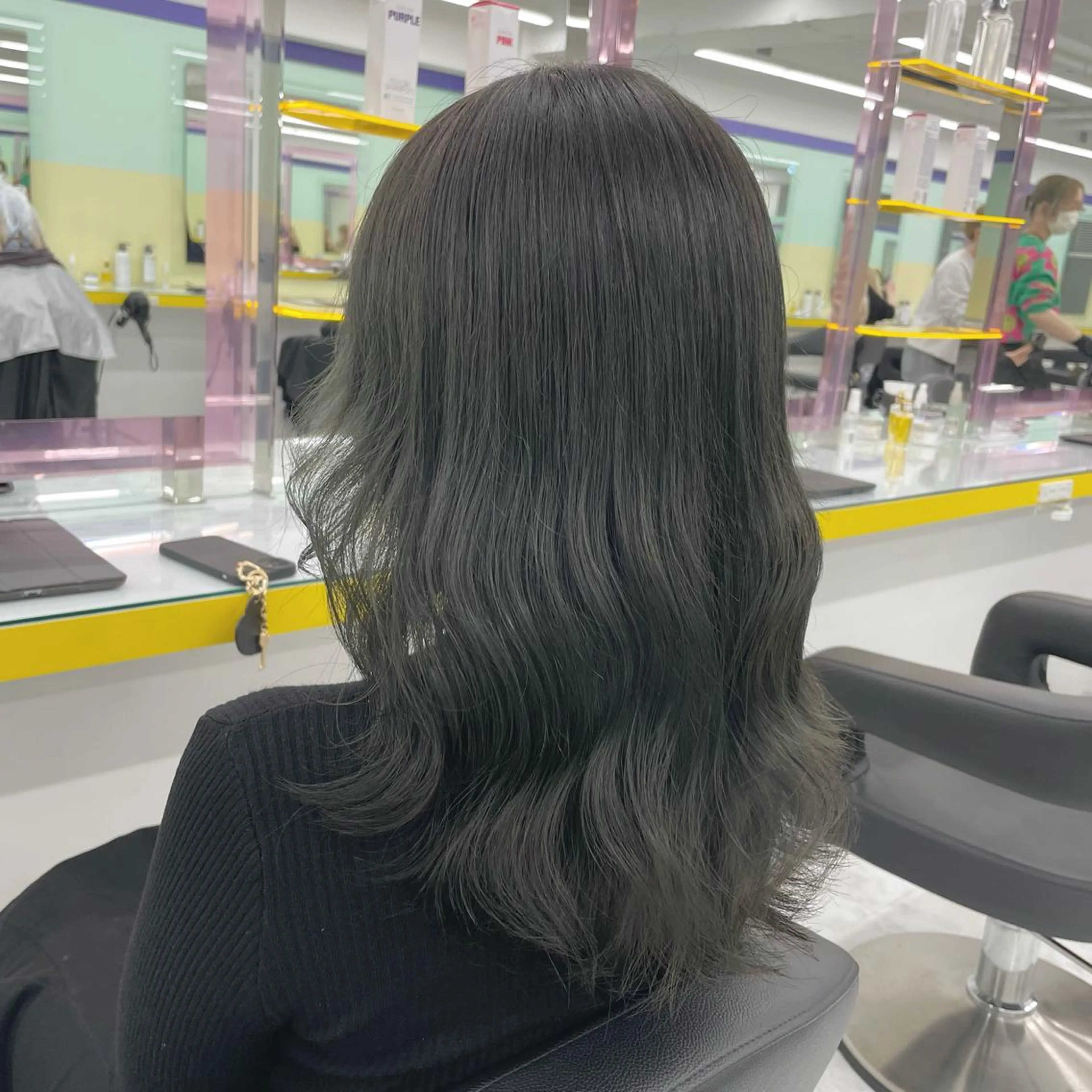 ロング カラー ヘアアレンジ ヘアカラー トリートメント ヘッドスパ ヘアセット ☁️縮毛矯正✖️ 透明感☁️りくのヘアスタイル