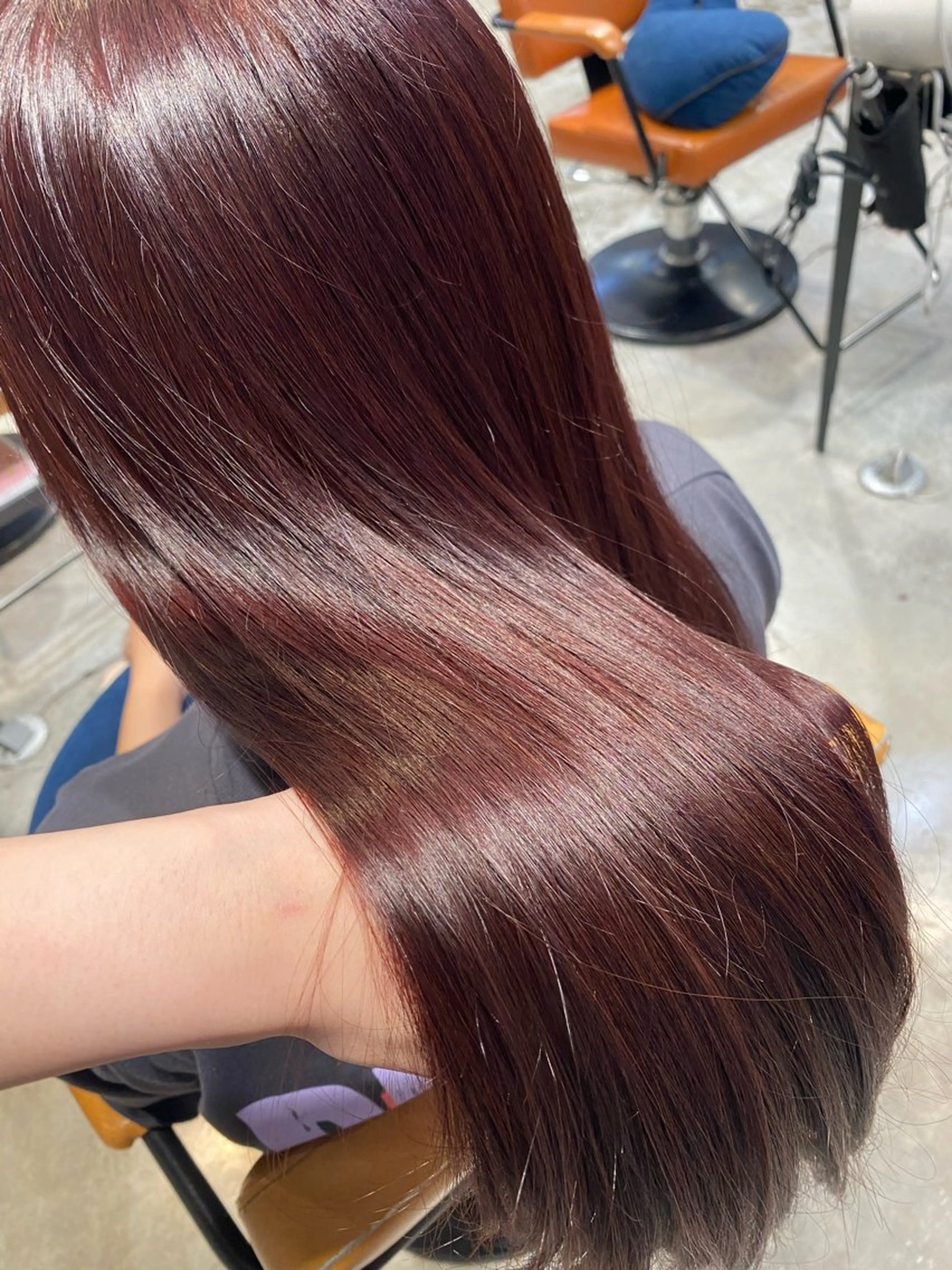 カラー カシス 奥田 伊織/カット無料のヘアスタイル