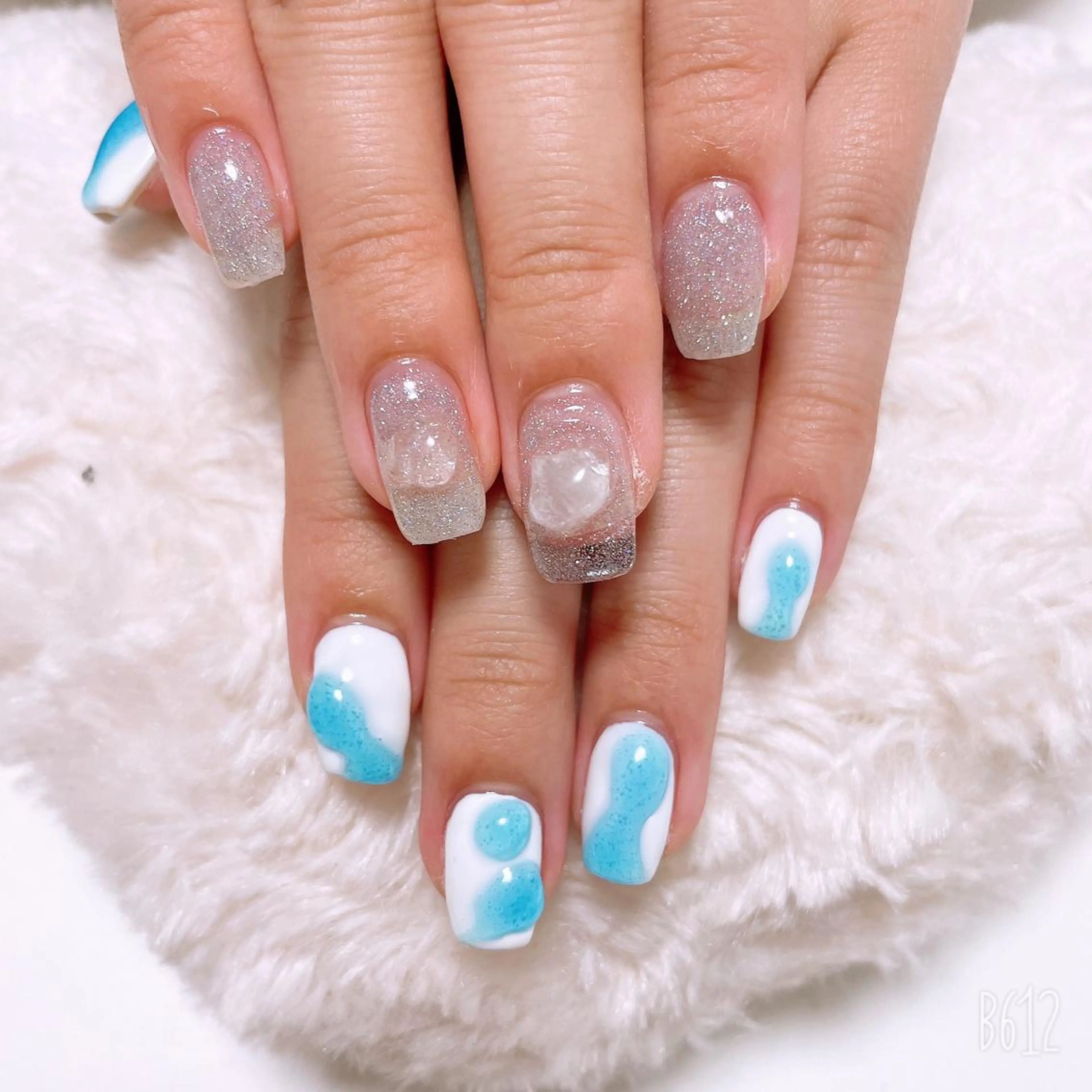 ネイル The Best Beauty受付担当のヘアスタイル