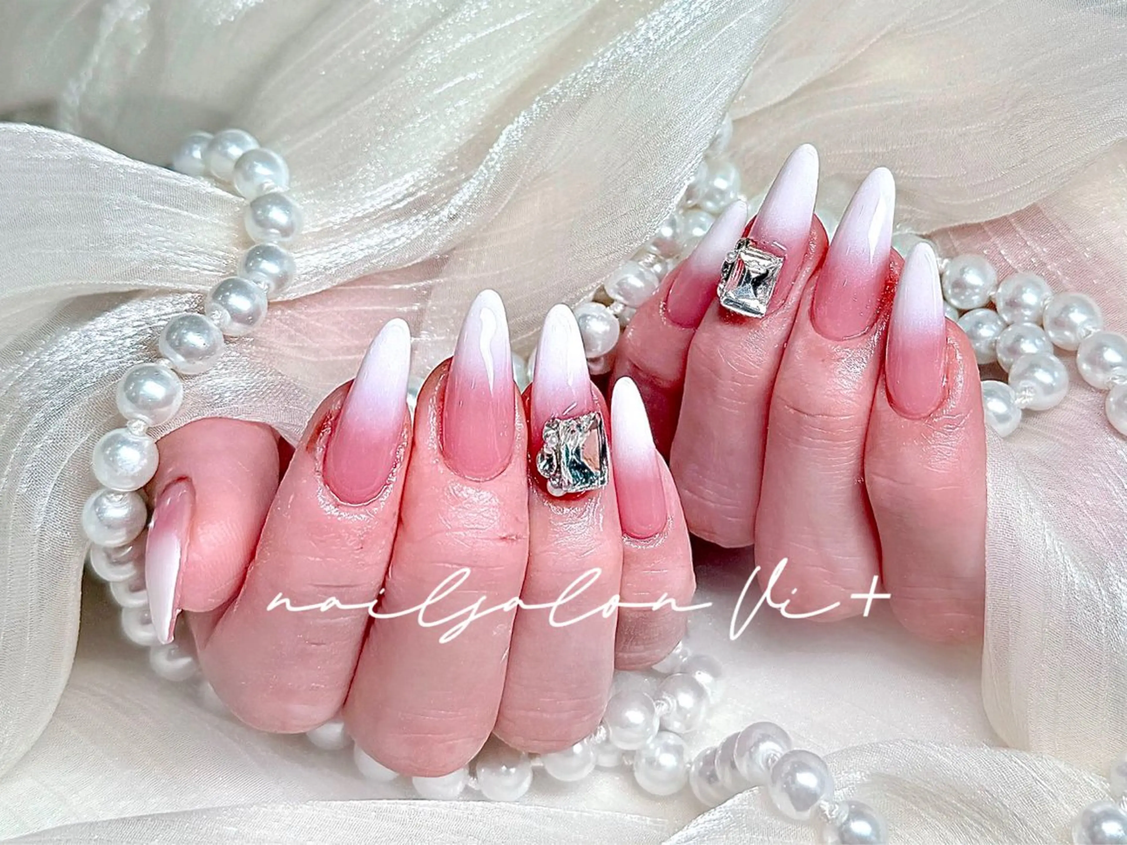 ネイル ハンドネイル ✨Nailsalon Vi+✨のネイルデザイン