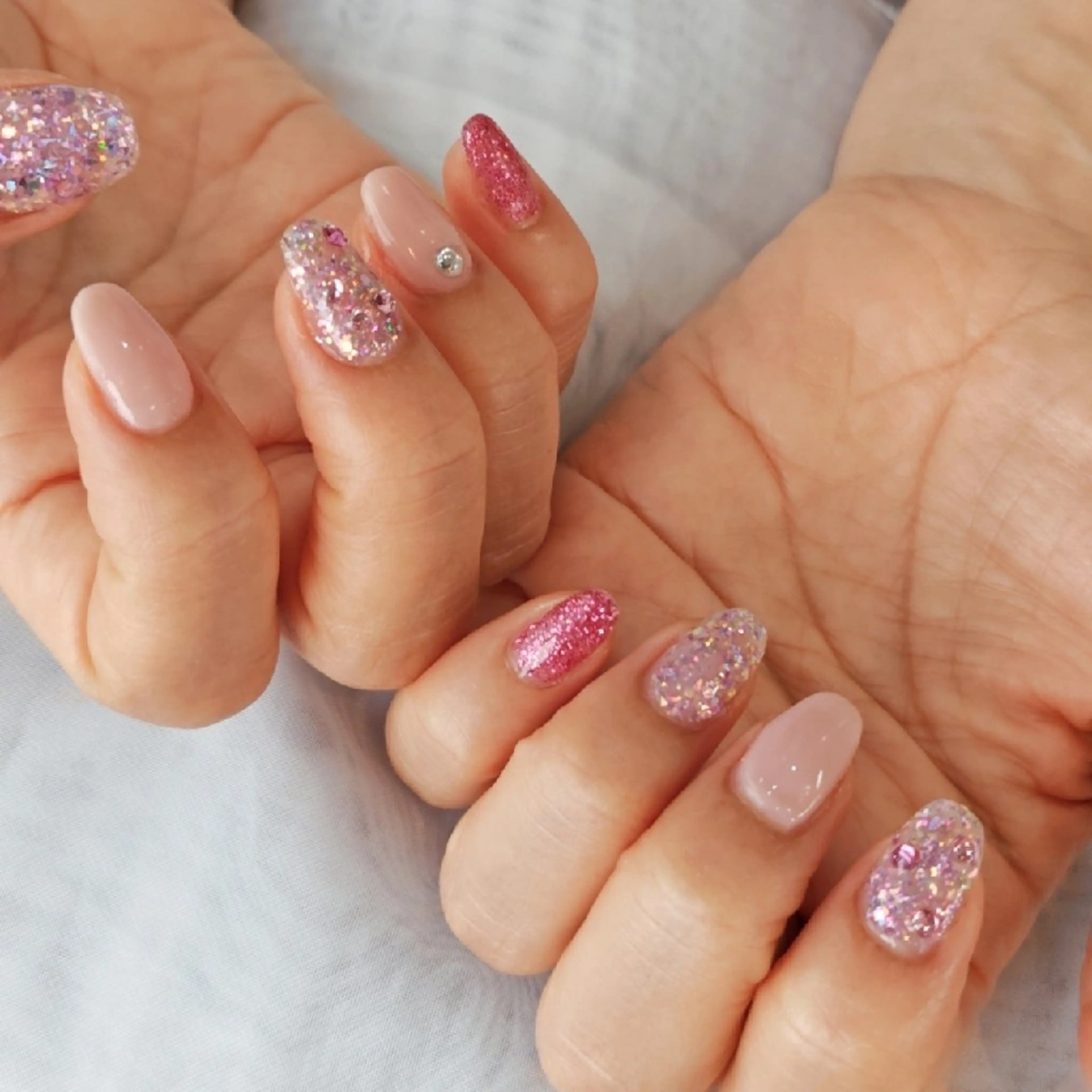 ネイル ラメ(グリッター) ピンク 夏ネイル felicita服部店所属・felicita fumi♡のネイルデザイン