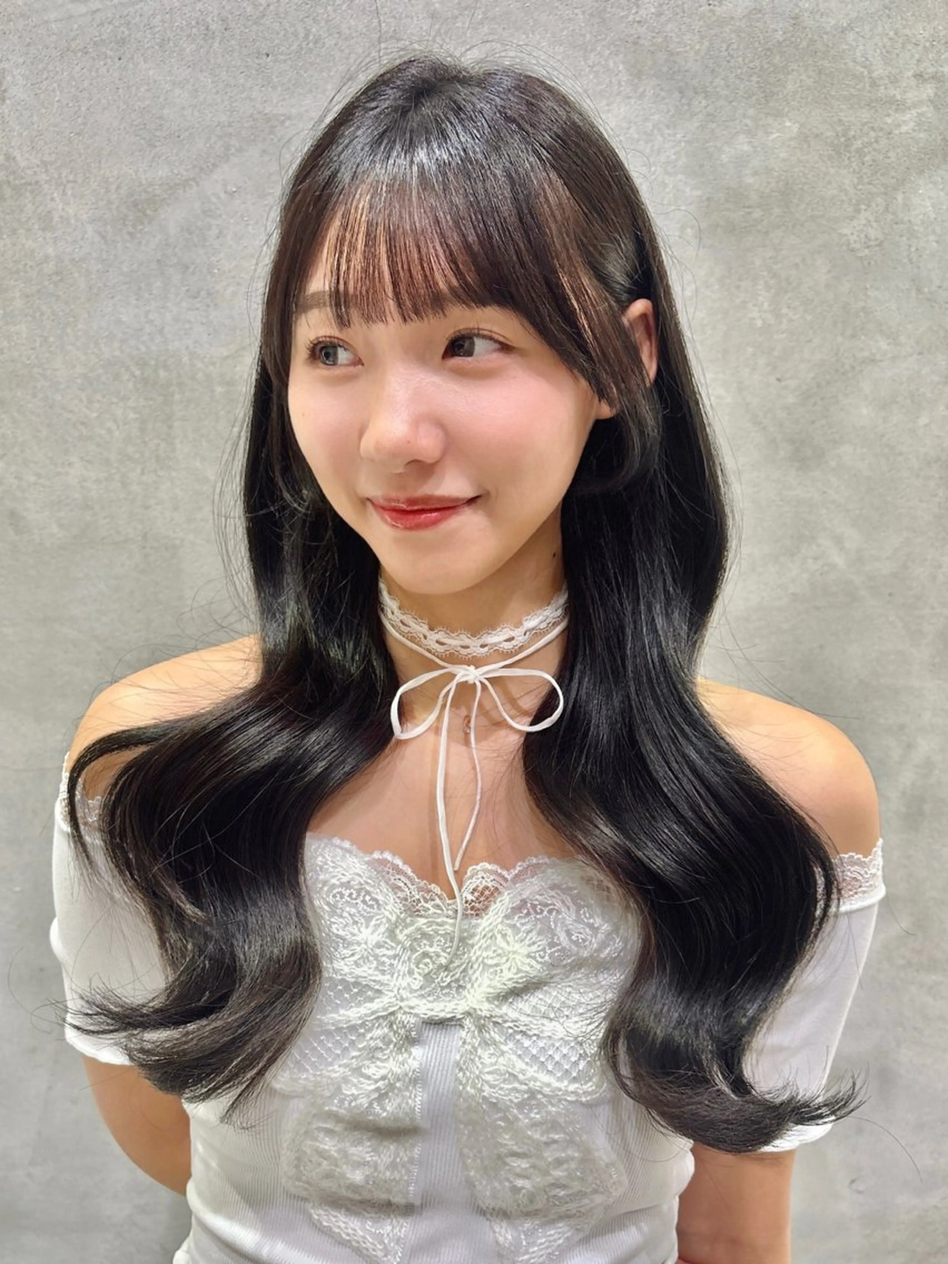 ロング カラー ロンドネートゥル所属・Londnaitre MAHOのヘアスタイル