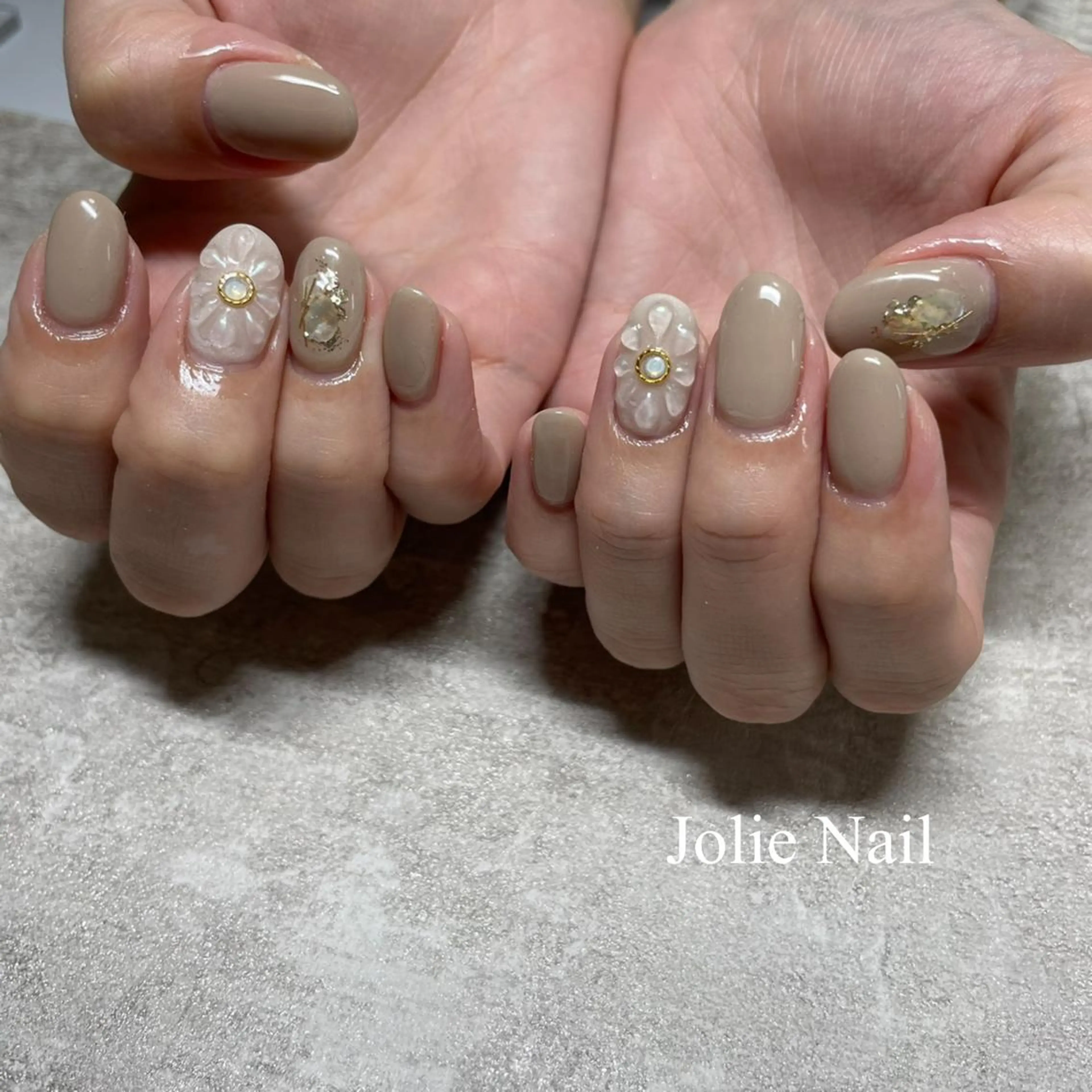 ネイル MIORA︎ マツエク×ネイルのマツエク・マツパデザイン