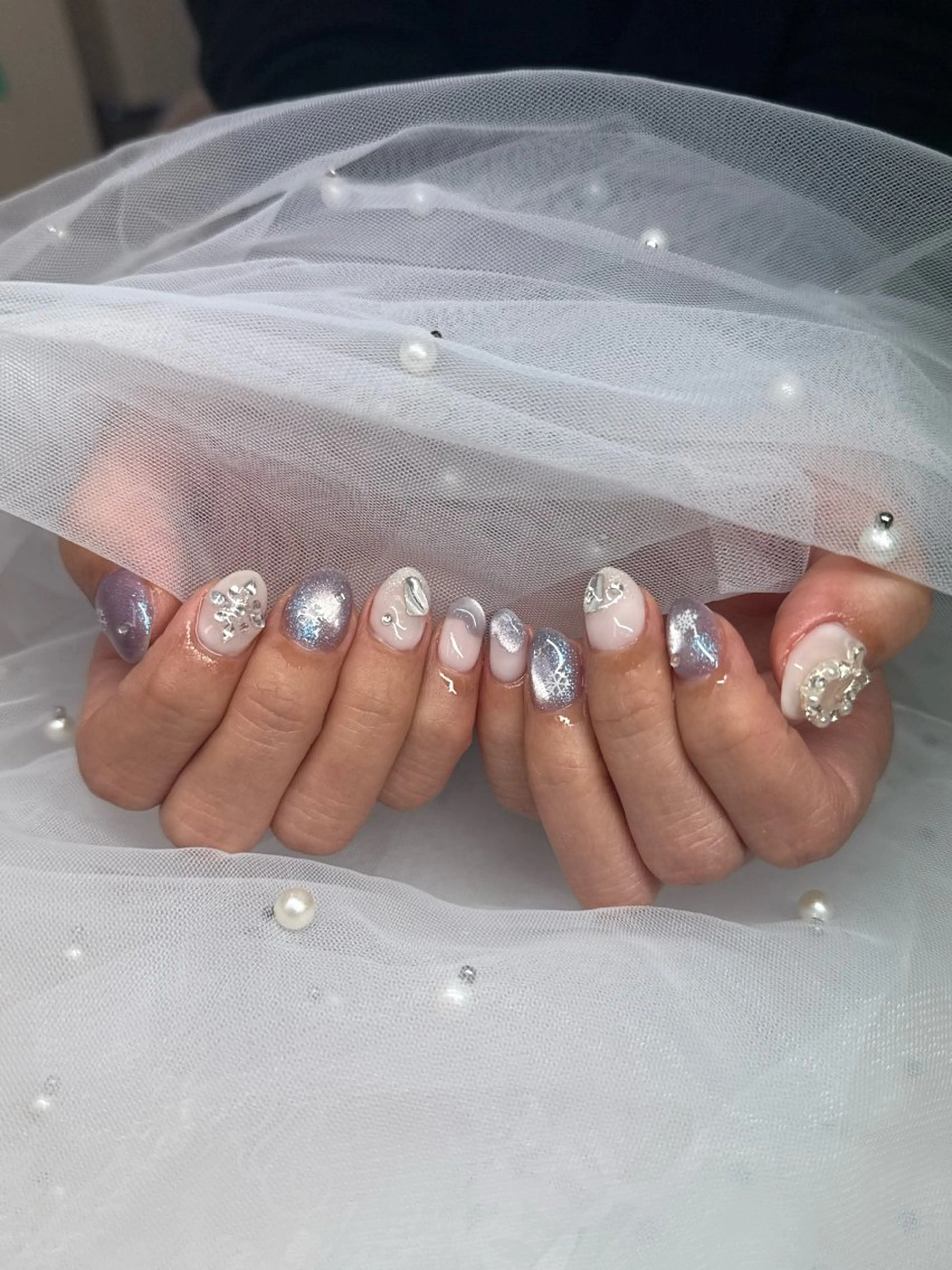 ネイル BISOLA所属・SUZUKI AMIのネイルデザイン