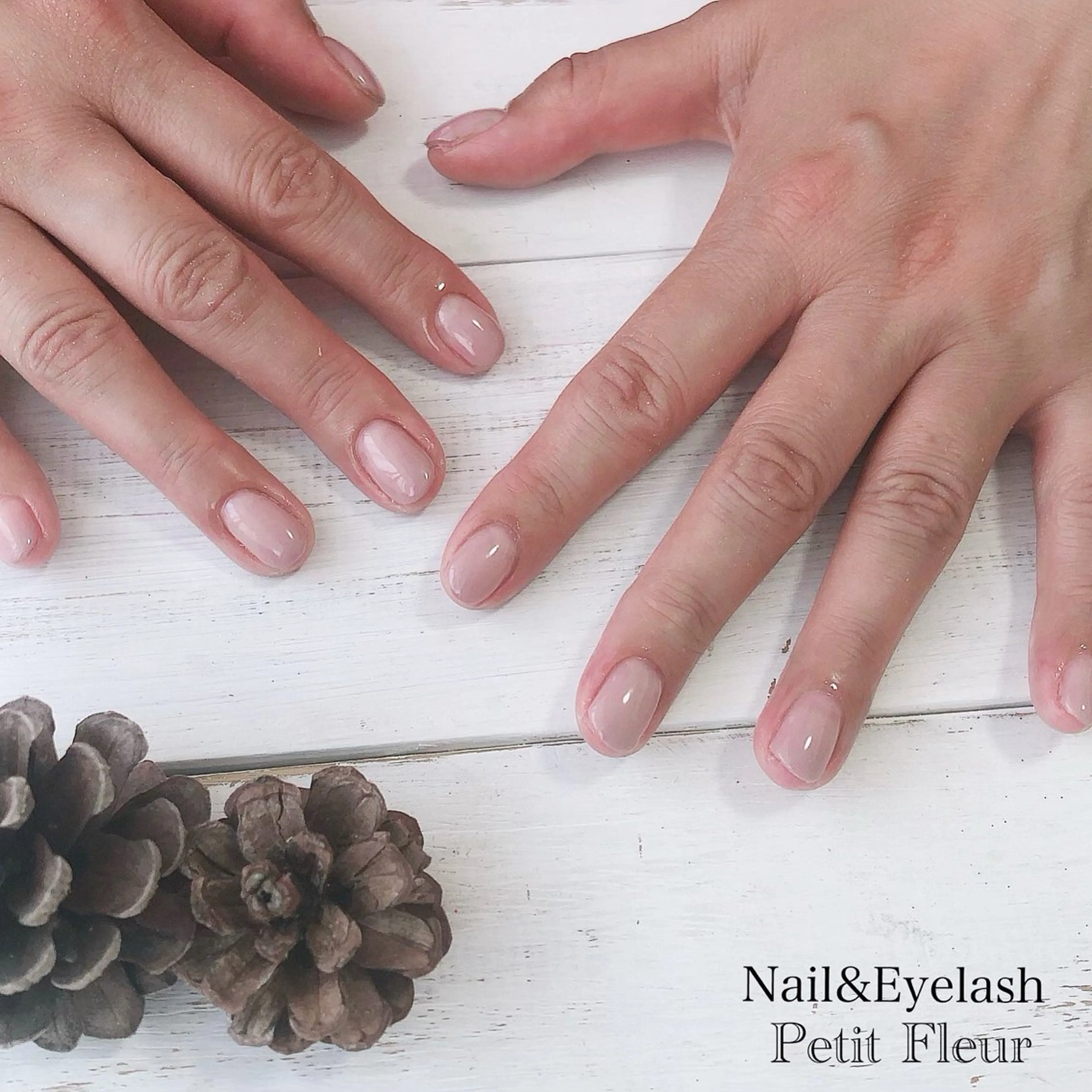 ネイル Petit Fleur所属・青柳 亜梨奈のマツエク・マツパデザイン