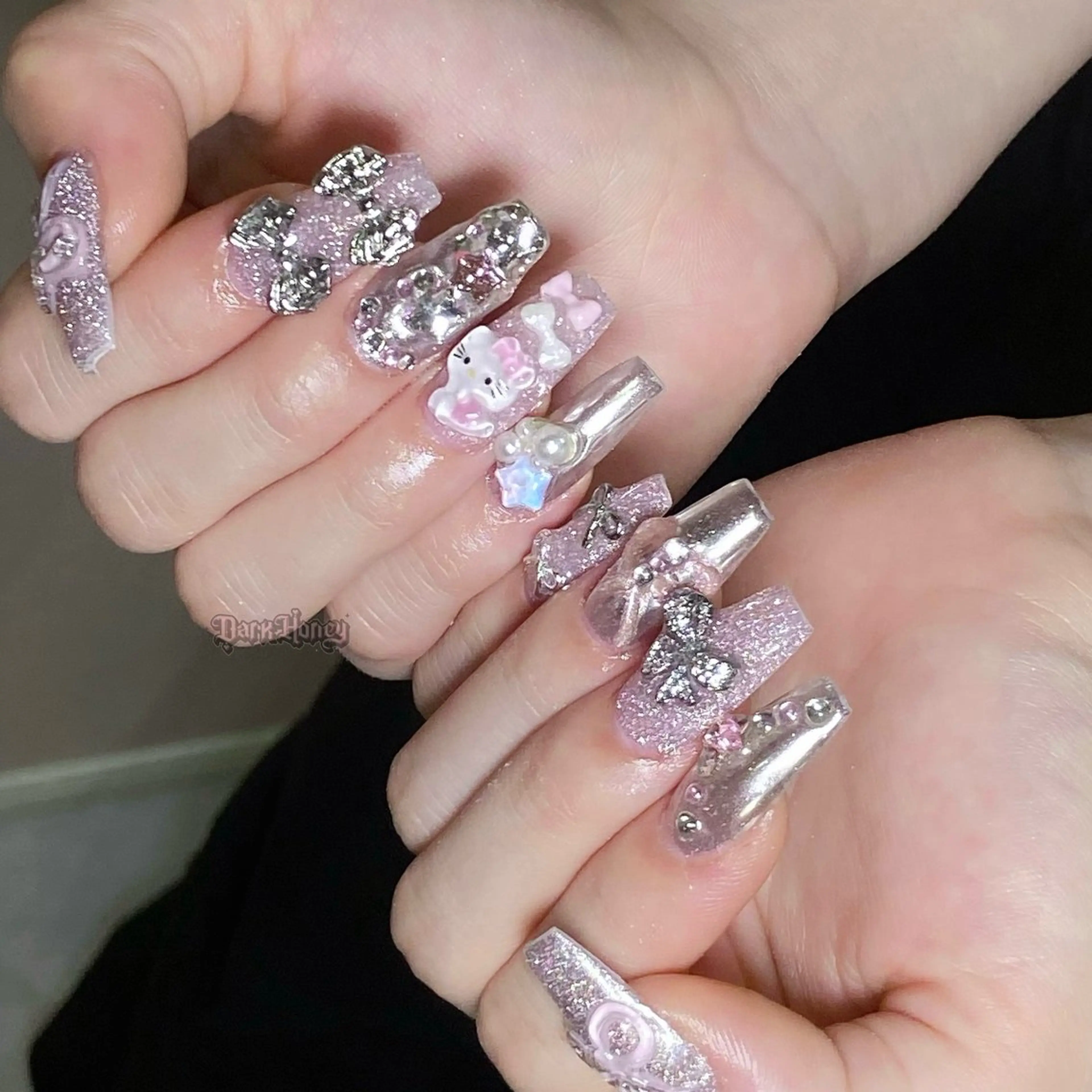 ネイル Dark honey スカルプ専門原宿店のネイルデザイン