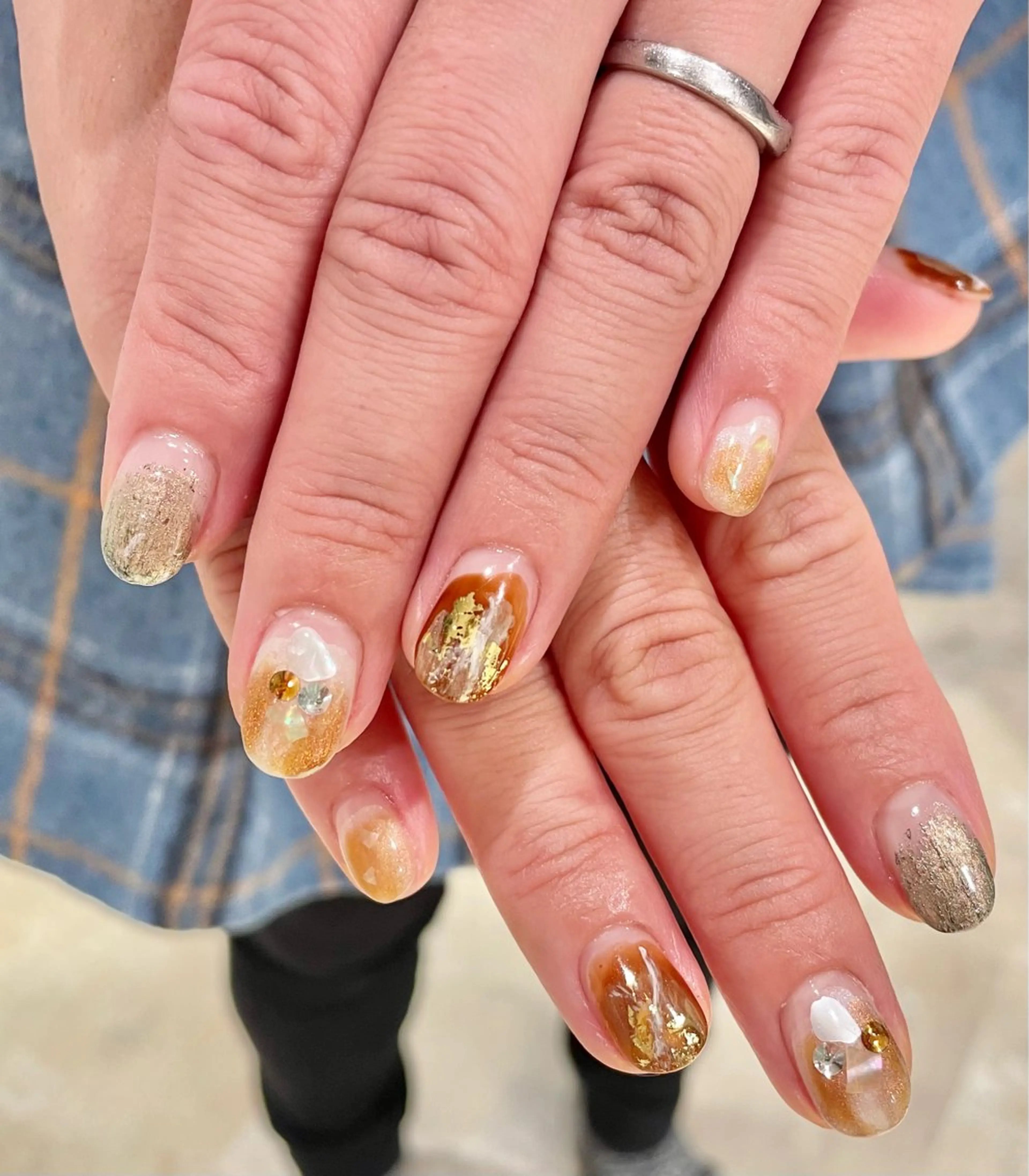 ネイル biene 鴨下愛美のネイルデザイン