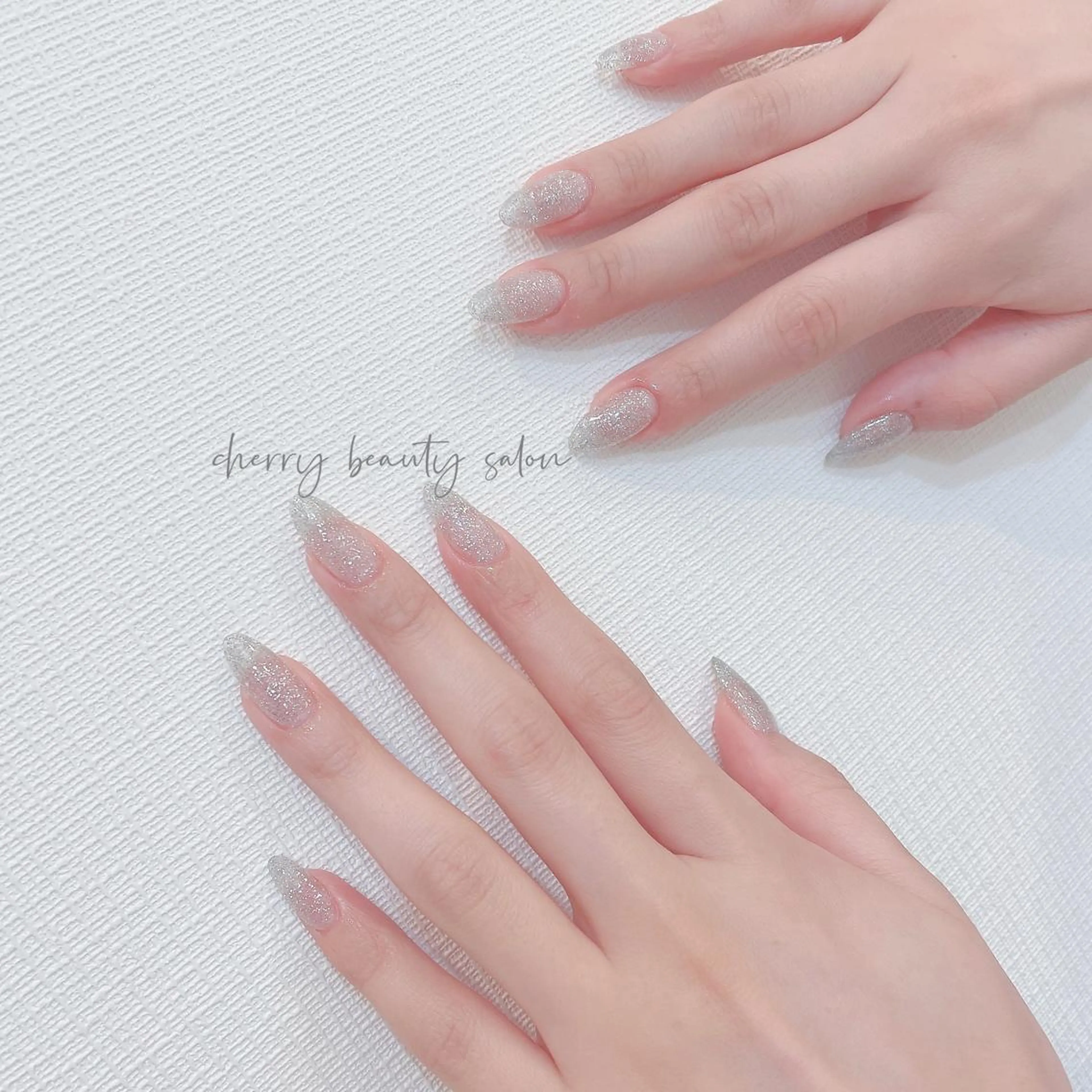 セミロング SAKURA 🍒のネイルデザイン