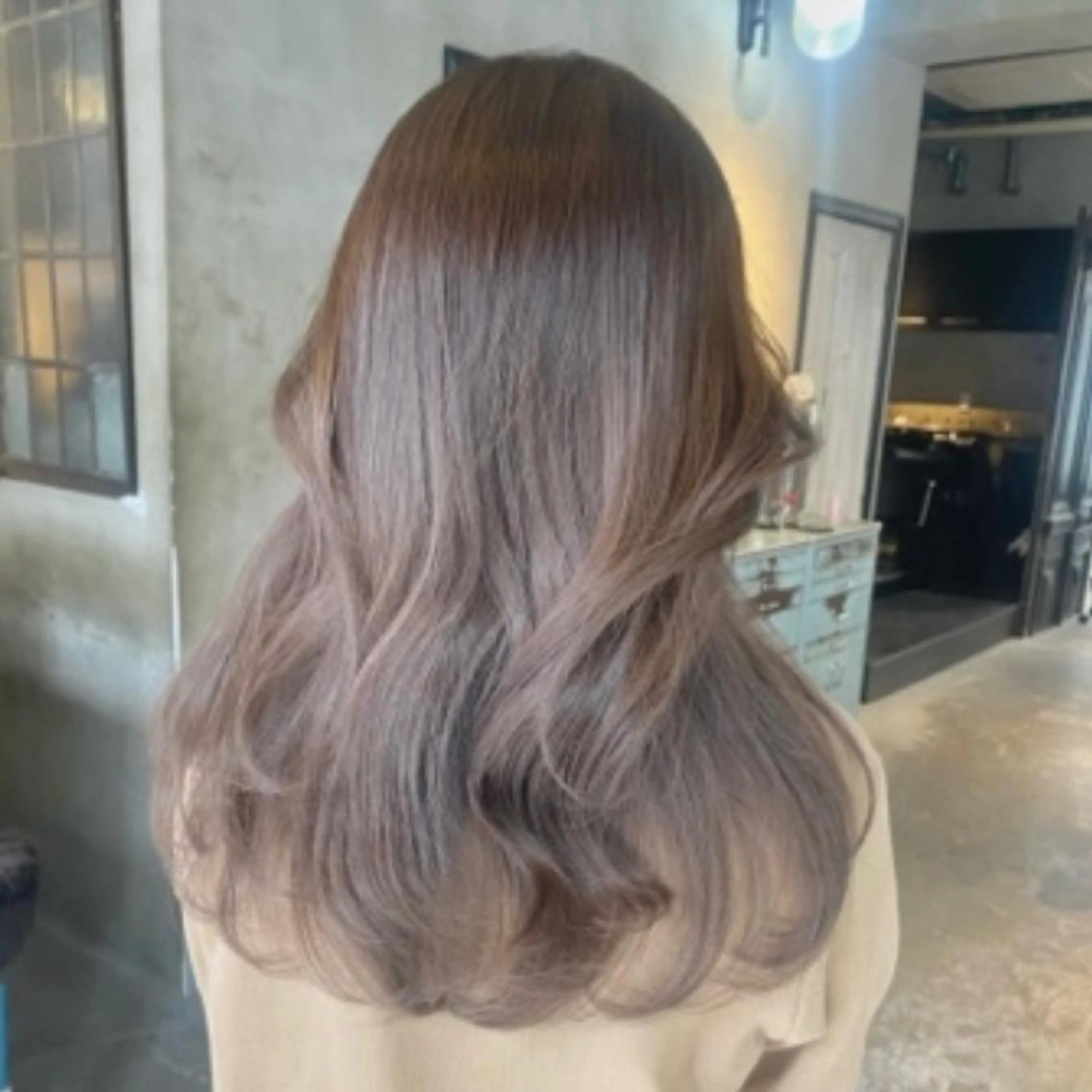 ロング ヘアカラー 韓国レイヤー/透明感 カラー🦋mioのヘアスタイル