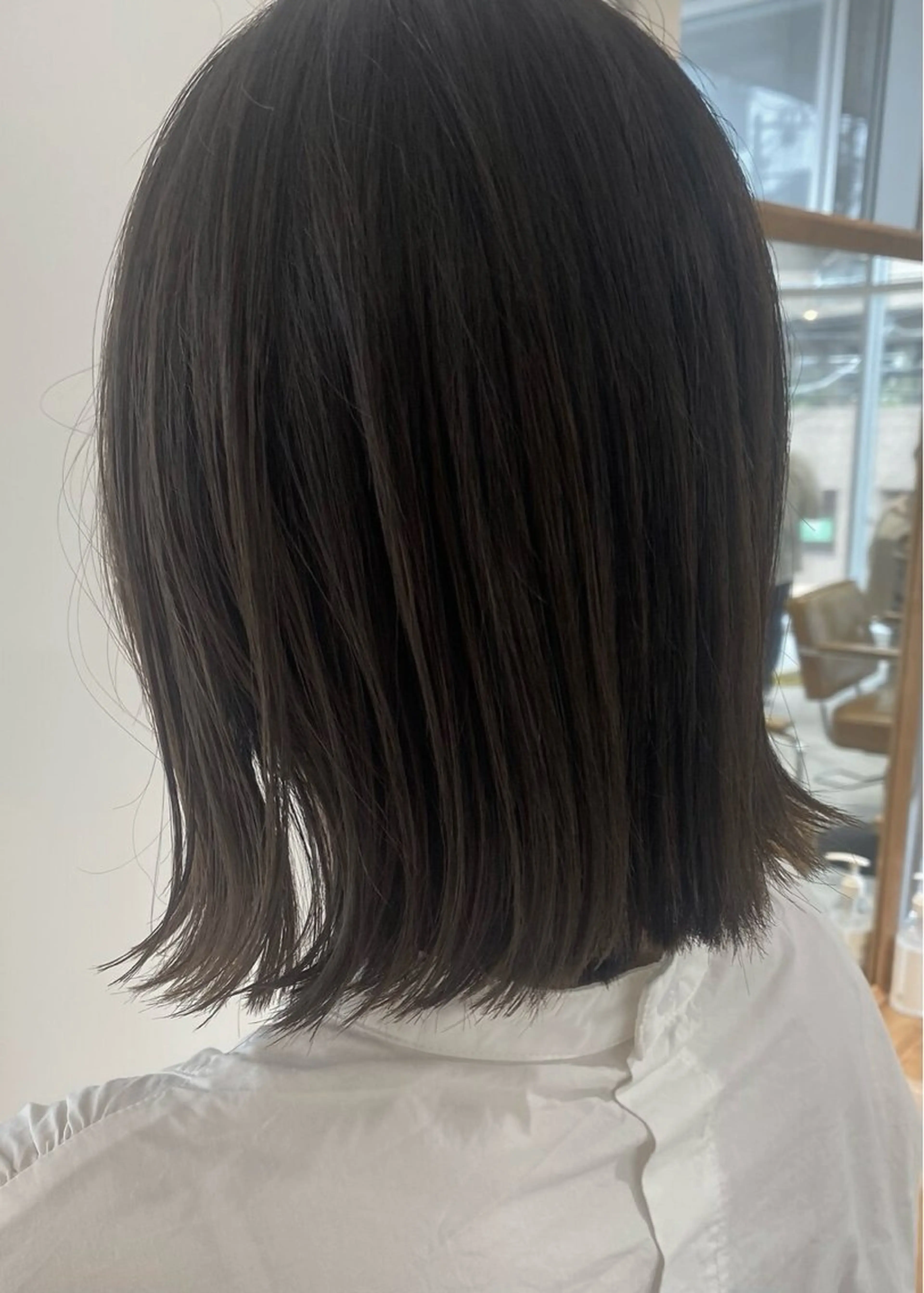 ショート カラー 鈴木弥月/大人ボブ× 透明感カラーのヘアスタイル